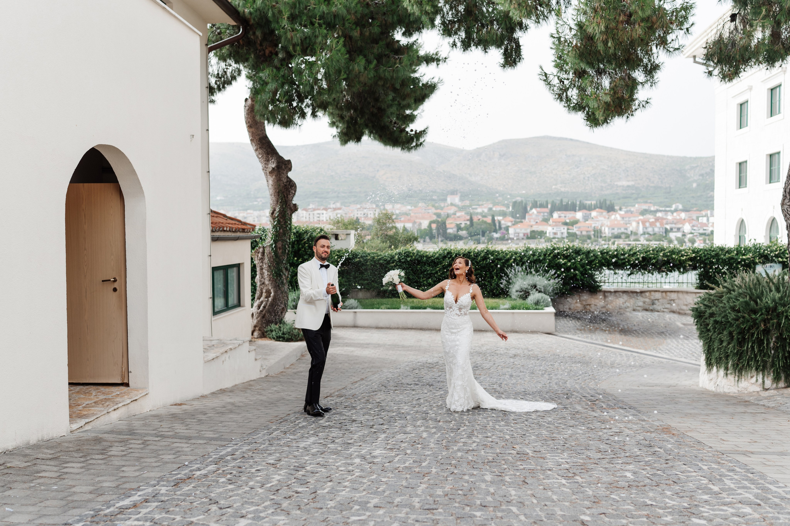 TRINE & KENNETH. Bryllupsfotograf i hele Norge