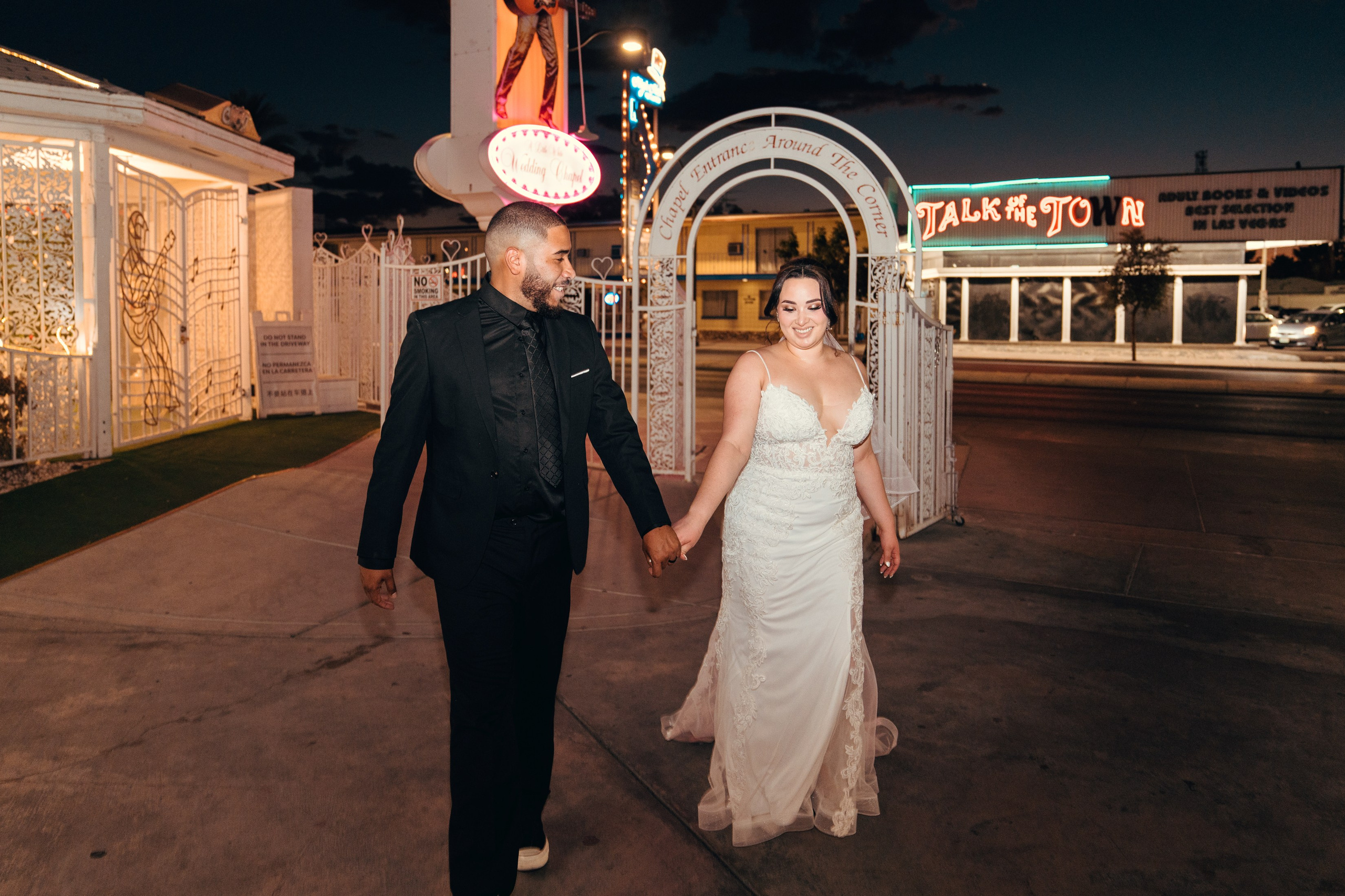Diannel&David. Wedding & elopement photographer Viktoriya Kravtsov. Las Vegas