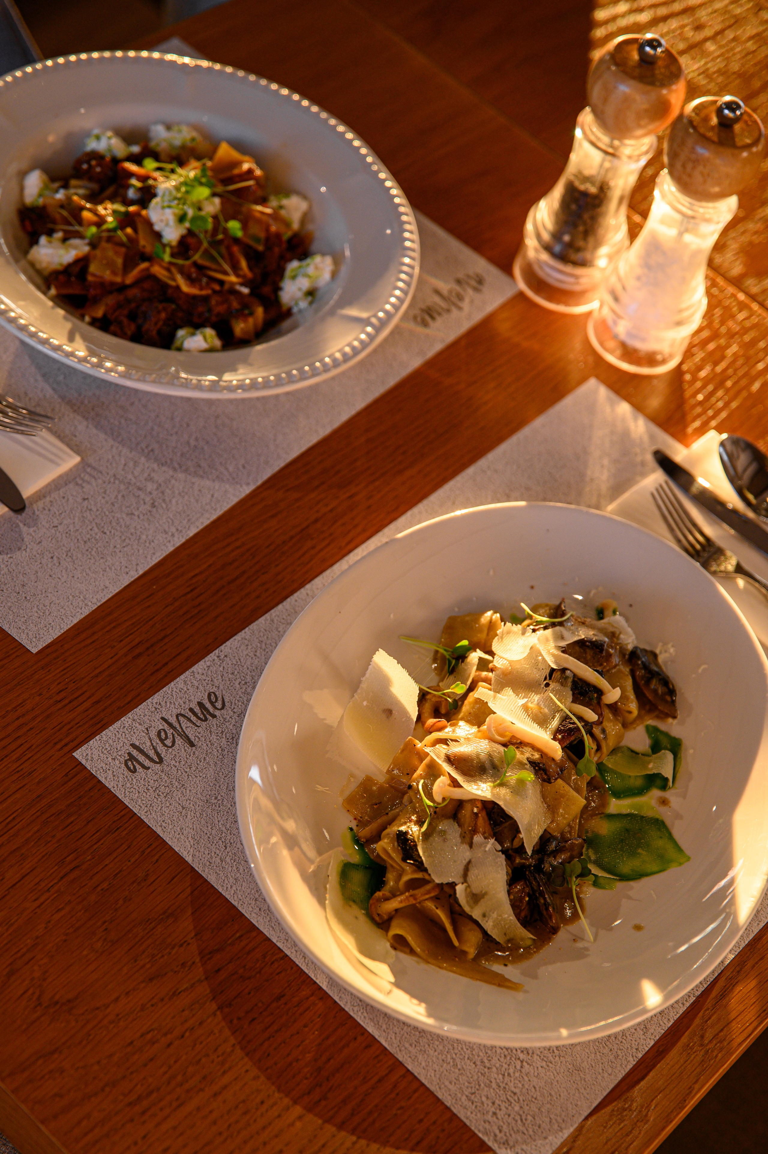 Restaurants. Семейная, детская, портретная и предметная фотосъемка в Салониках