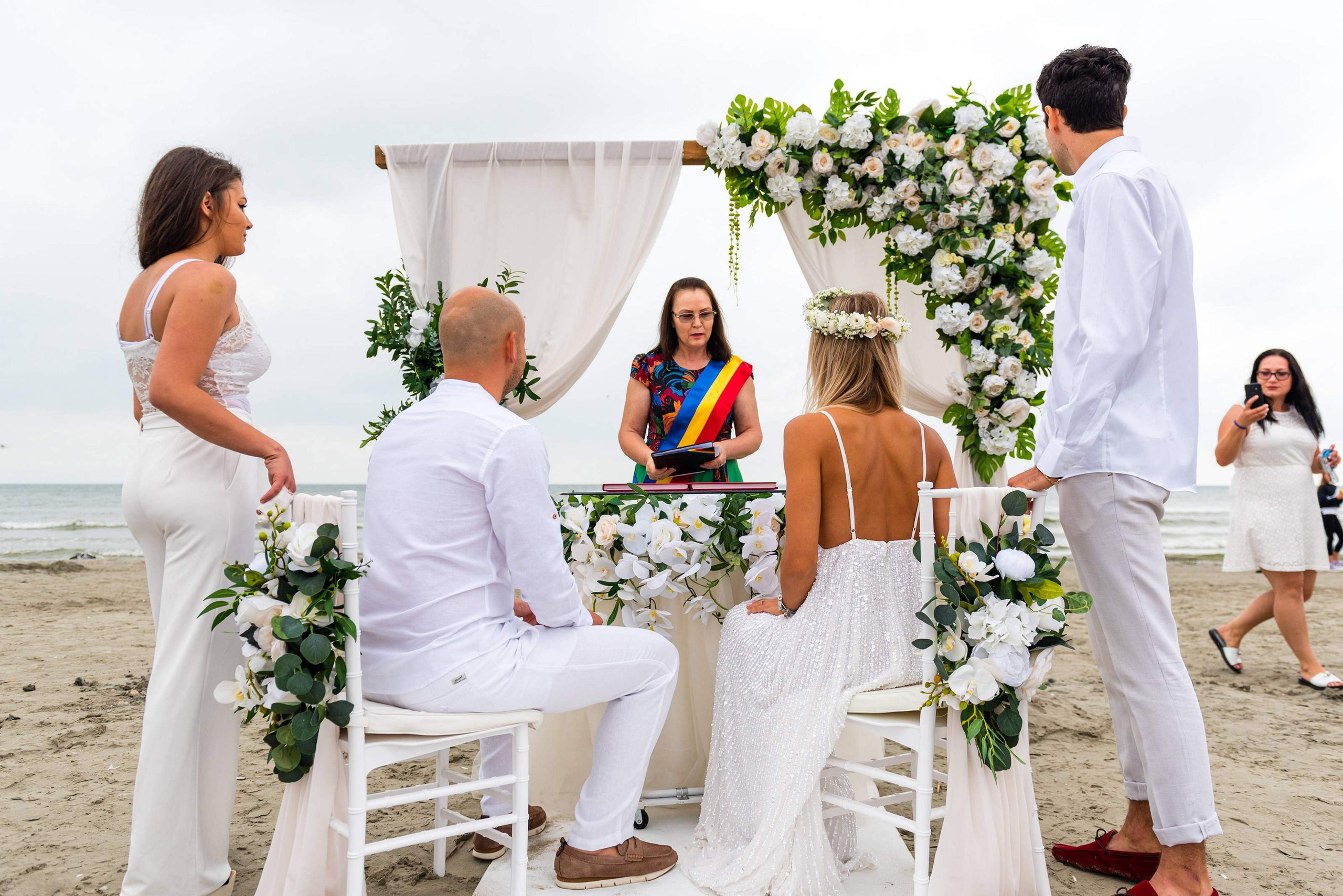 Cununie civila pe plaja Oneiro