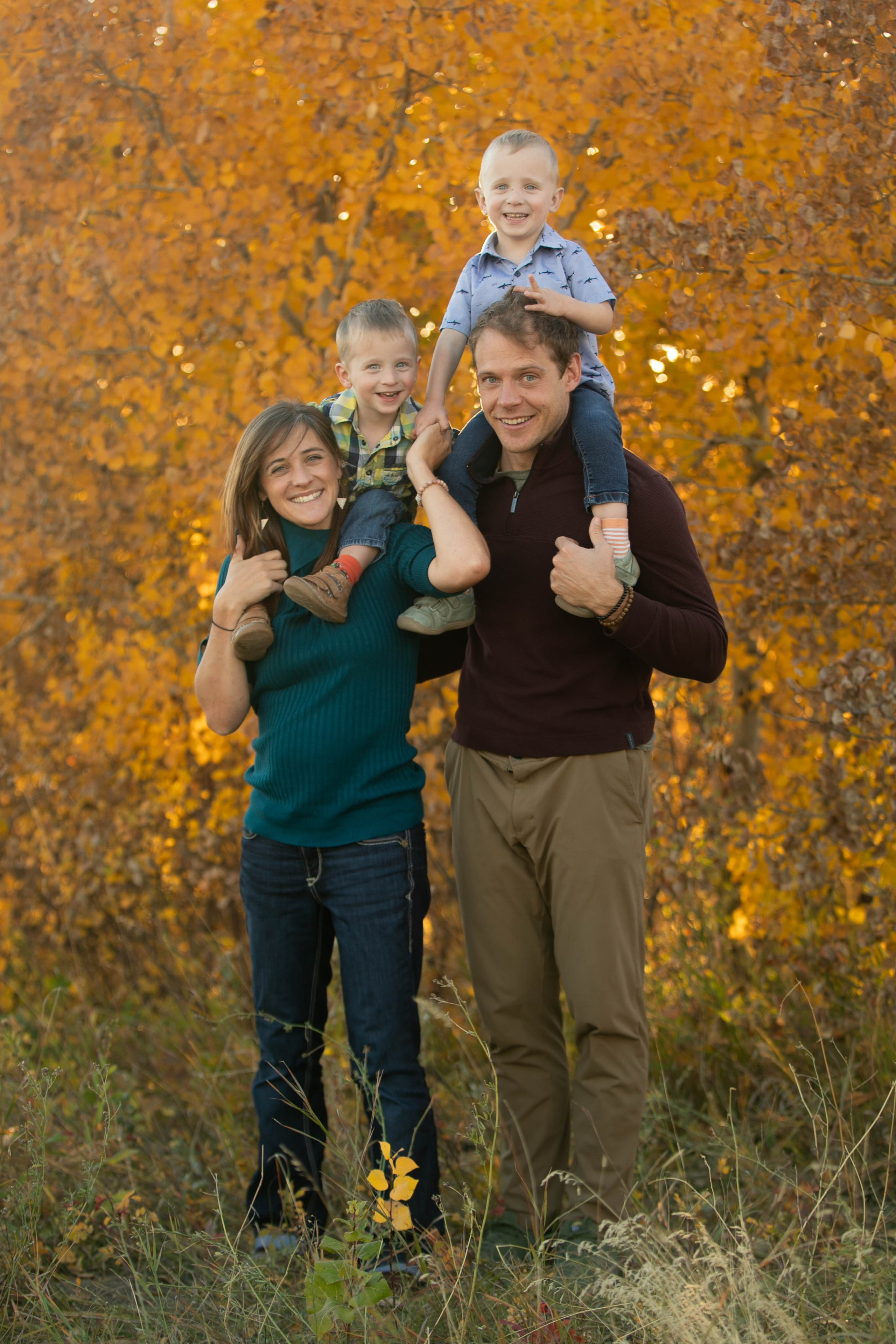 Family Photos — Caitlyn Howe. Ching Li Photography