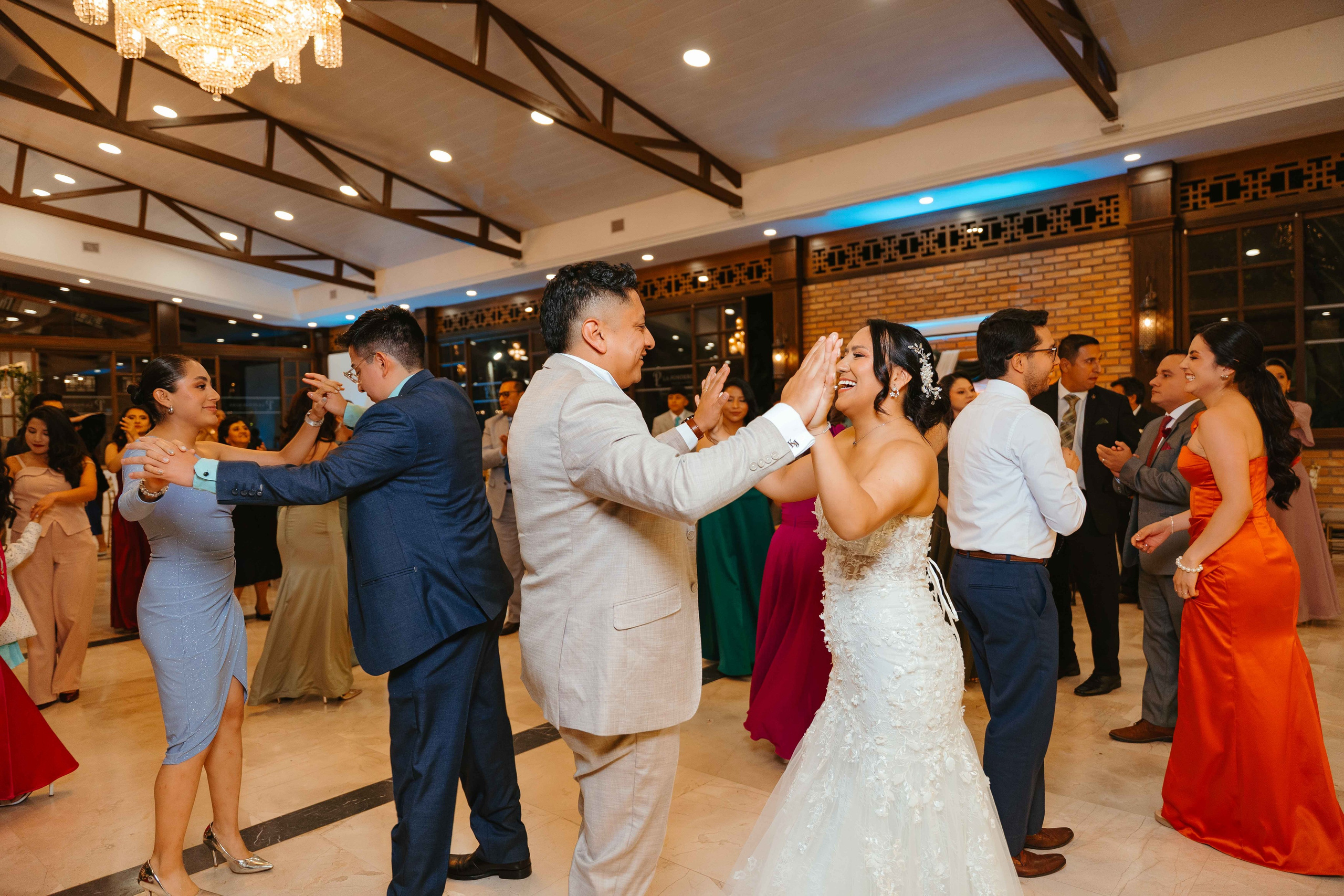 Karol y Jairon. Fotógrafo de bodas en Loja Ecuador | Piero Alvarez PH
