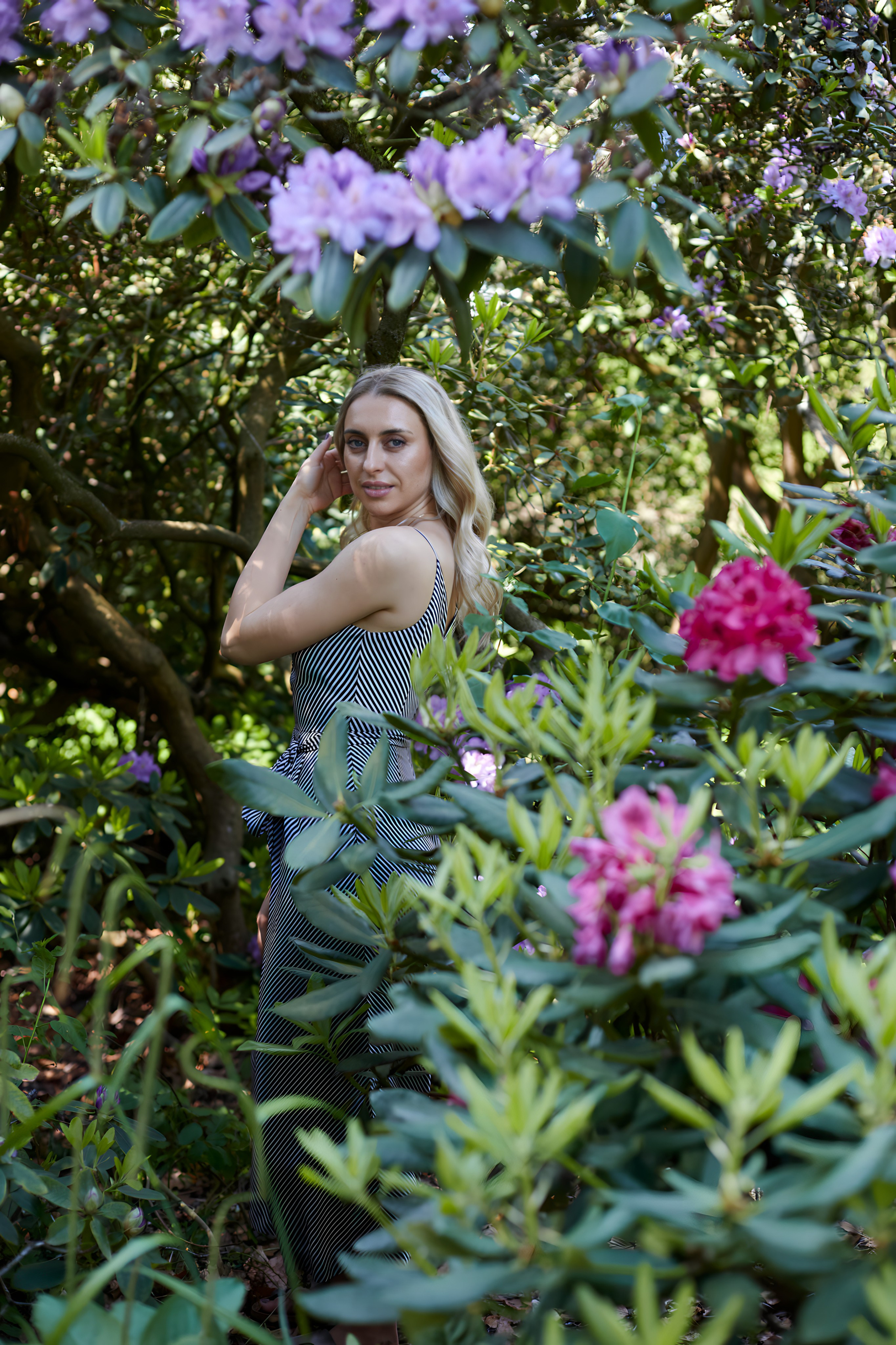 Viktorija im Garten. PHOTOgrapher Germany MARBURG