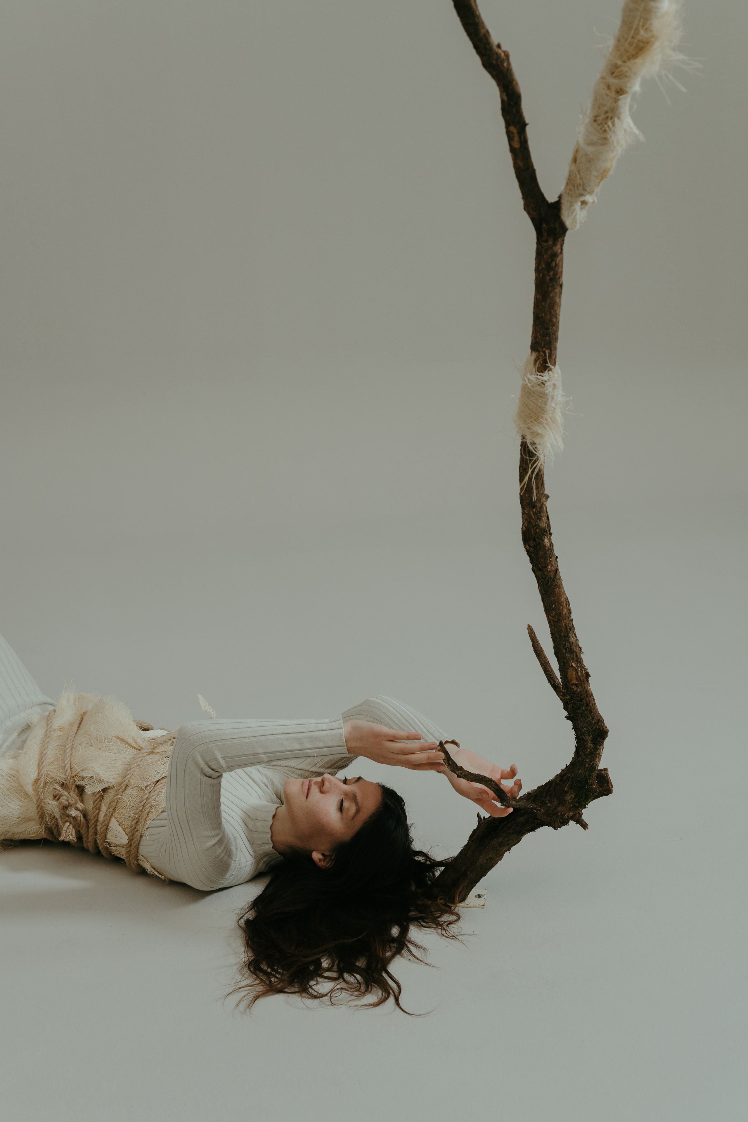 Art Direction: Flowers by&nbsp;Bornay Photography: Fabrizio Colque Talent: Eira Riera