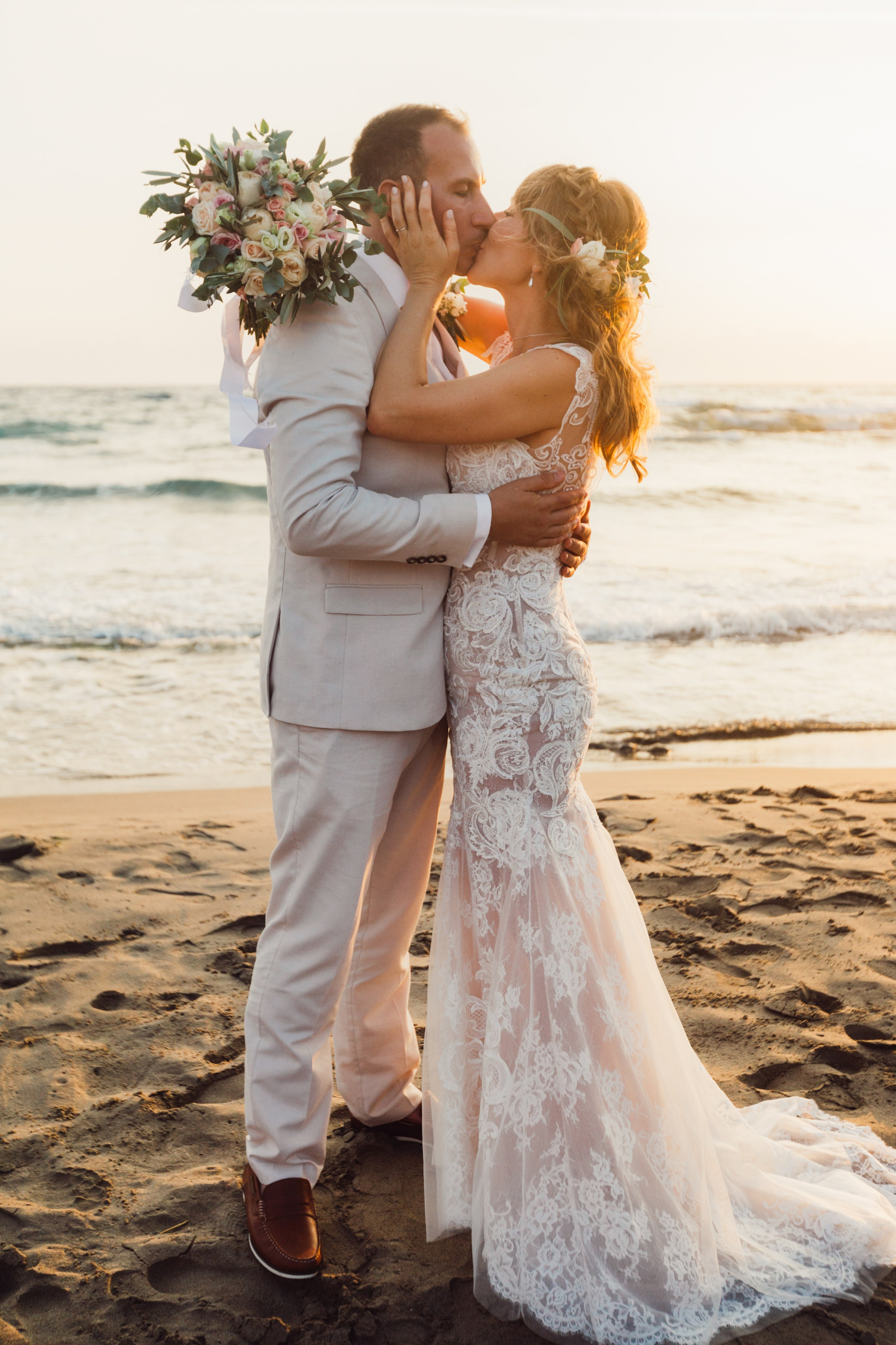 Aaron & Beata, Crete. Denny Savon — Photographer in Santorini | Weddings, Love Stories & Flying Dress