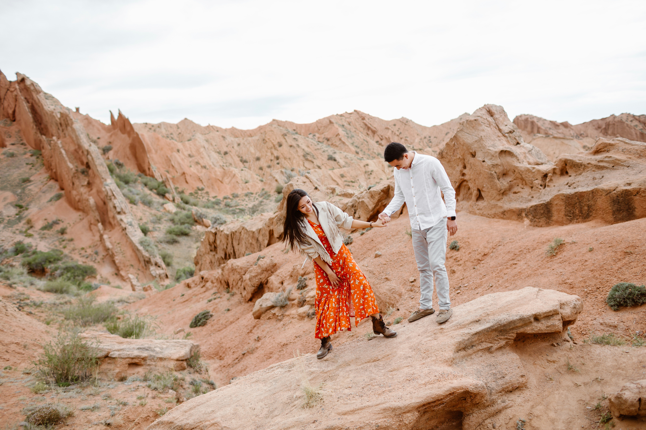 Лав стори в каньоне Сказка и на берегу Иссык-Куля. Фотограф в Бишкеке Оксана Шувалова