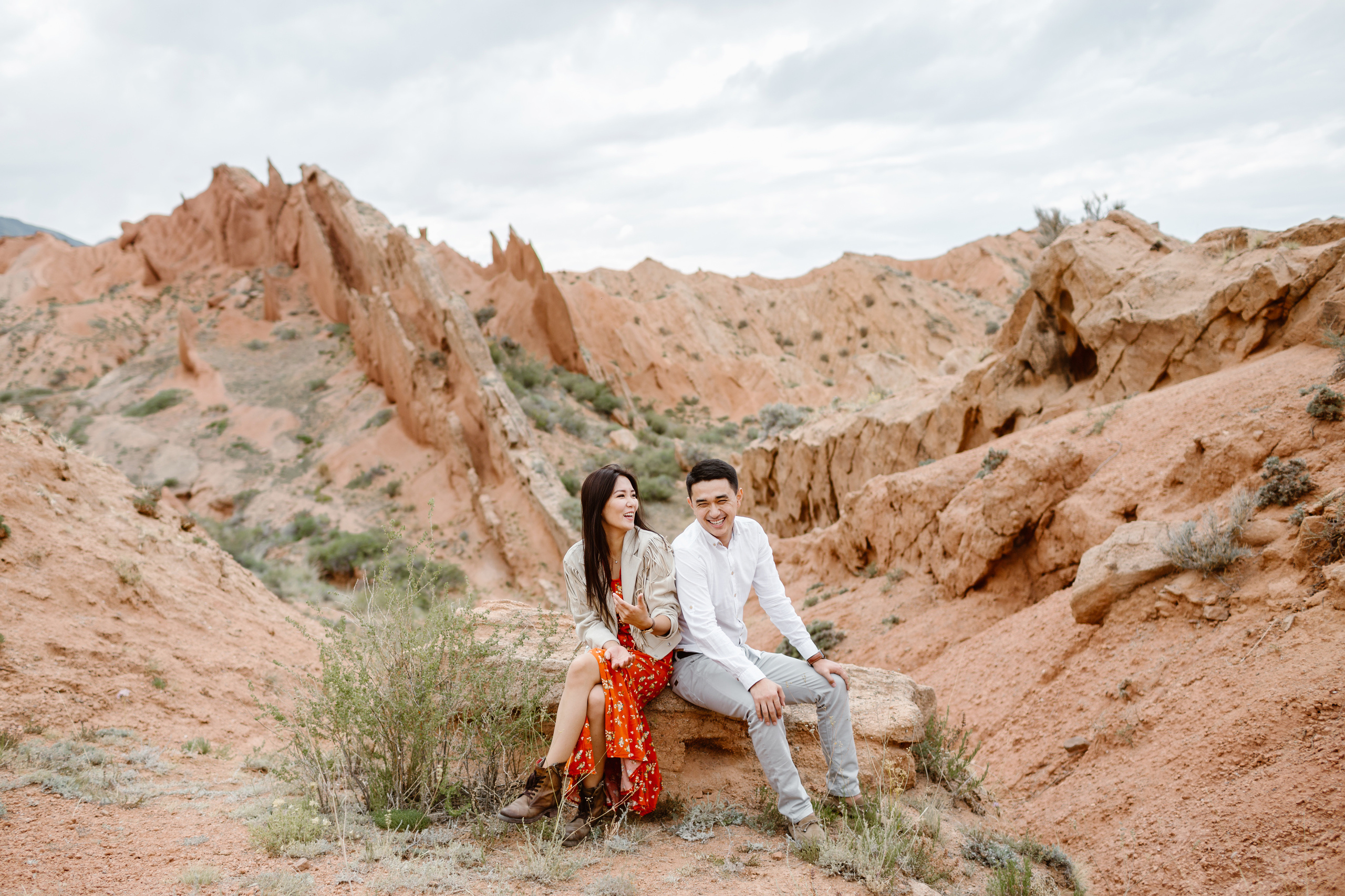 Лав стори в каньоне Сказка и на берегу Иссык-Куля. Фотограф в Бишкеке Оксана Шувалова