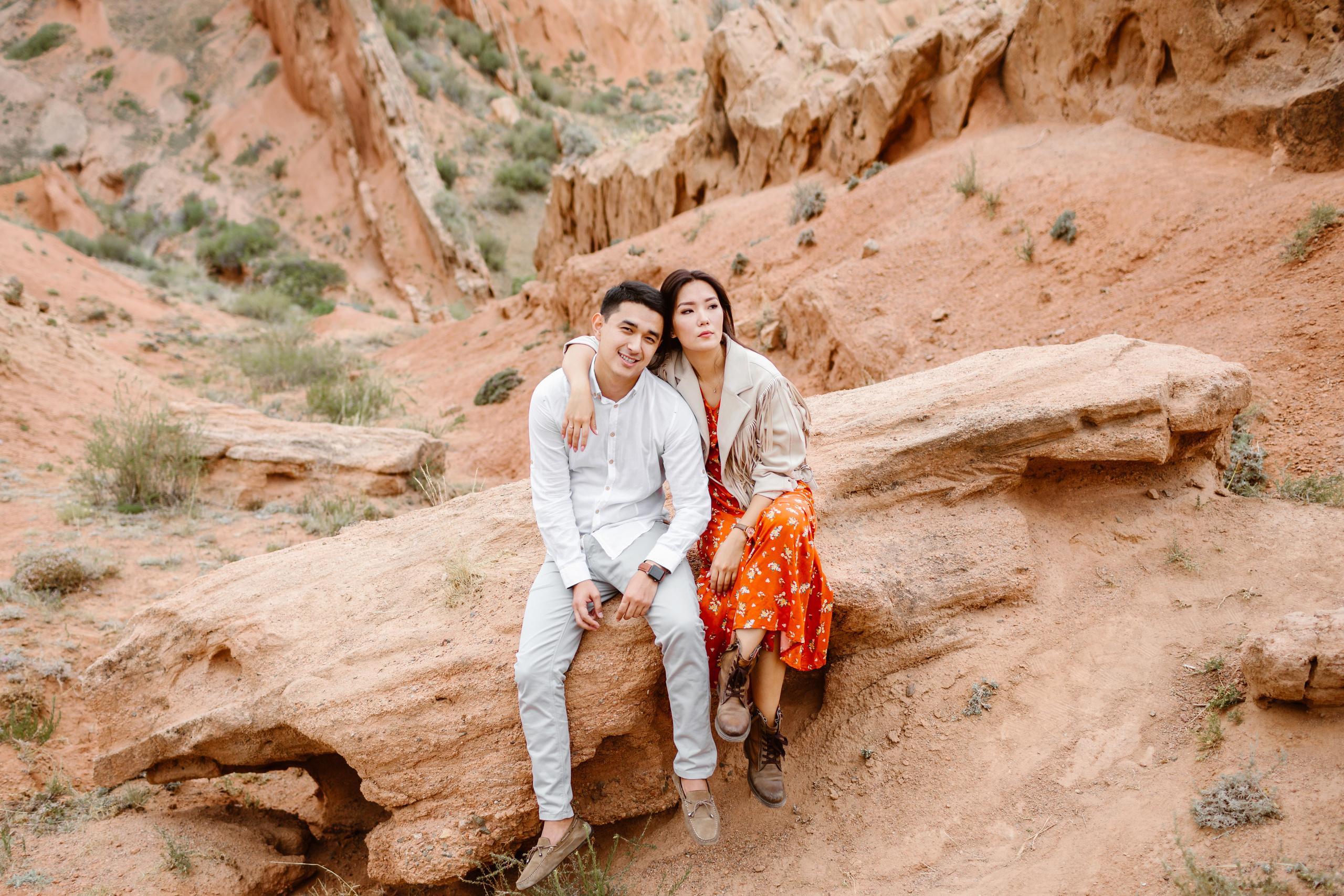 Лав стори в каньоне Сказка и на берегу Иссык-Куля. Фотограф в Бишкеке Оксана Шувалова