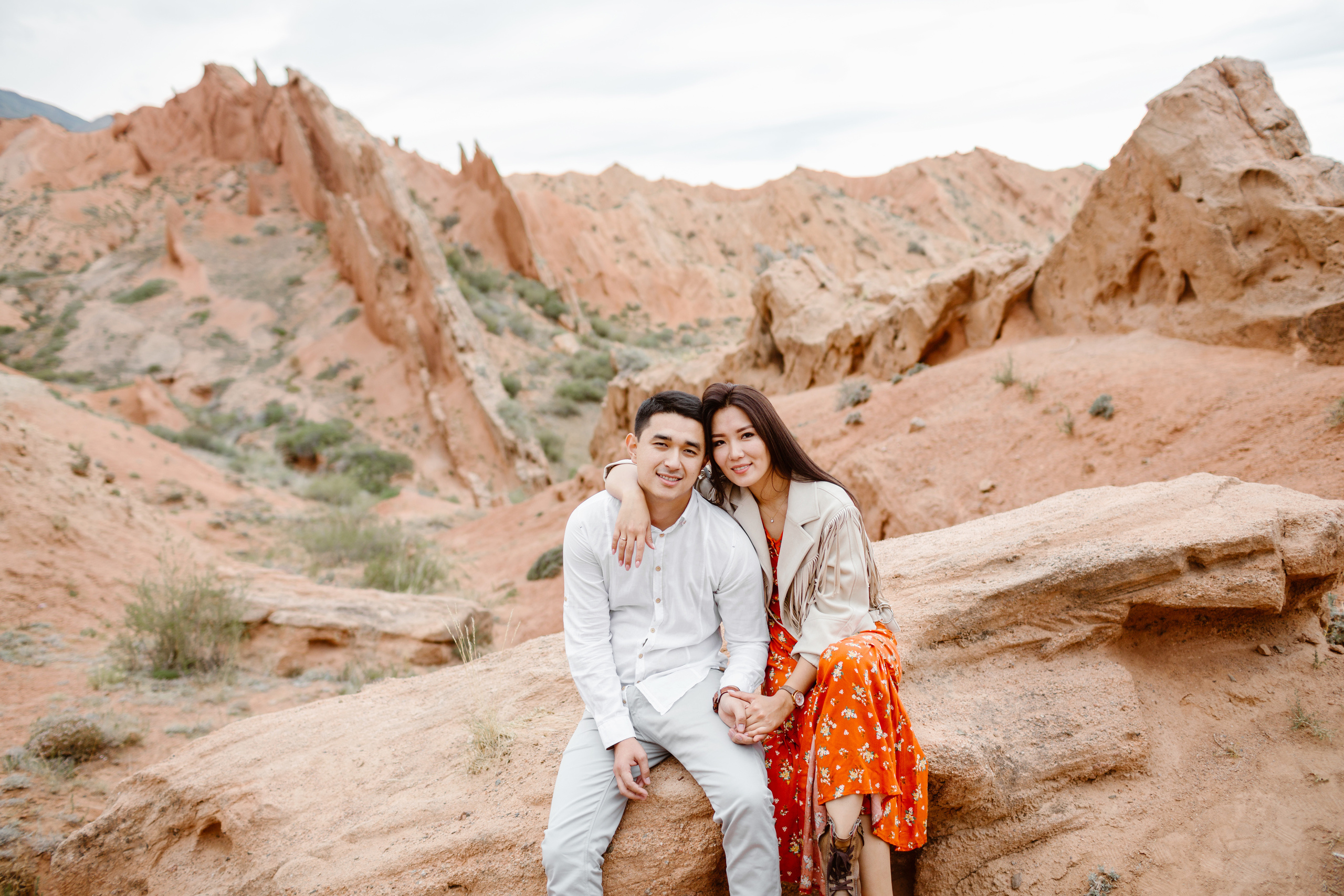 Лав стори в каньоне Сказка и на берегу Иссык-Куля. Фотограф в Бишкеке Оксана Шувалова