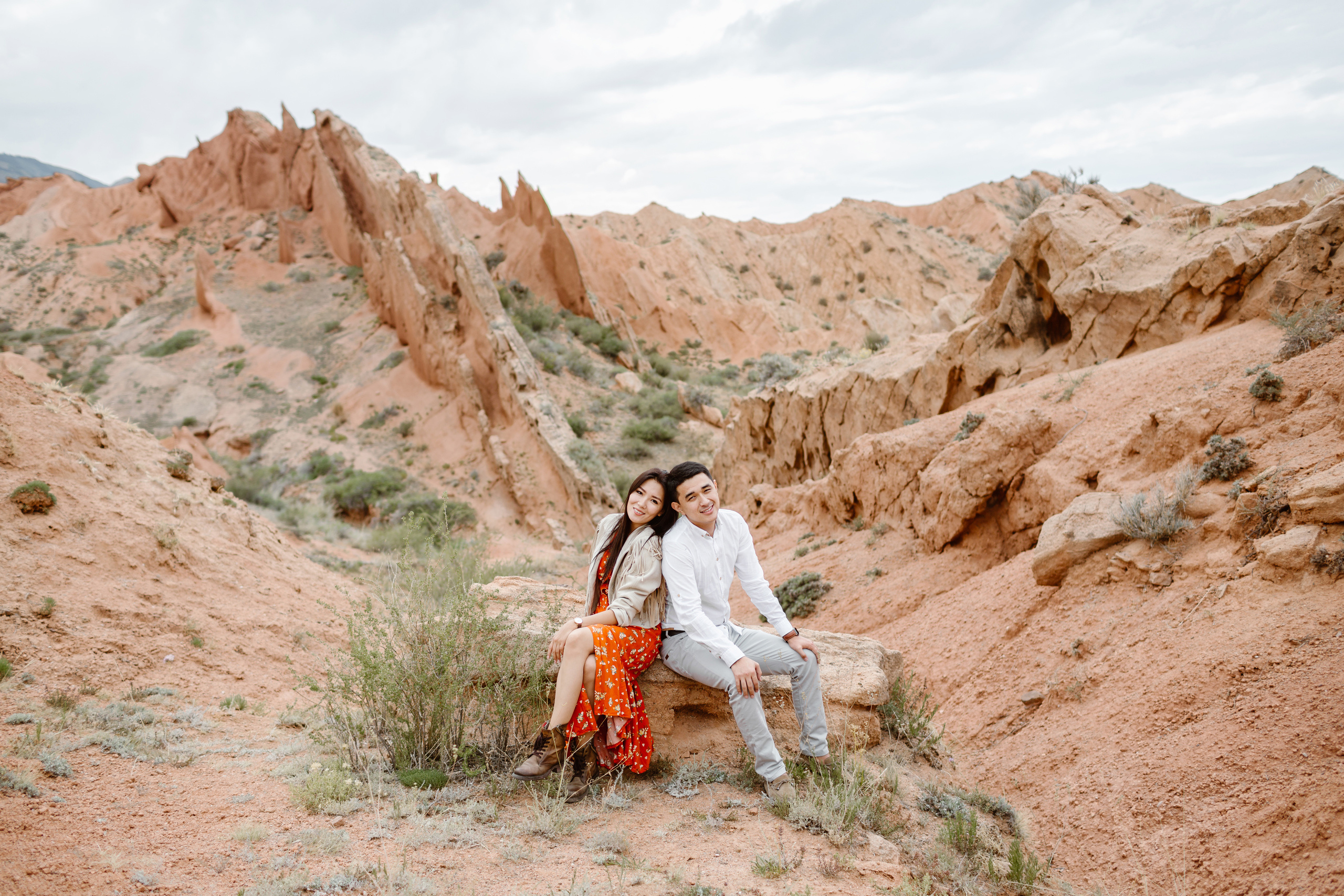 Лав стори в каньоне Сказка и на берегу Иссык-Куля. Фотограф в Бишкеке Оксана Шувалова