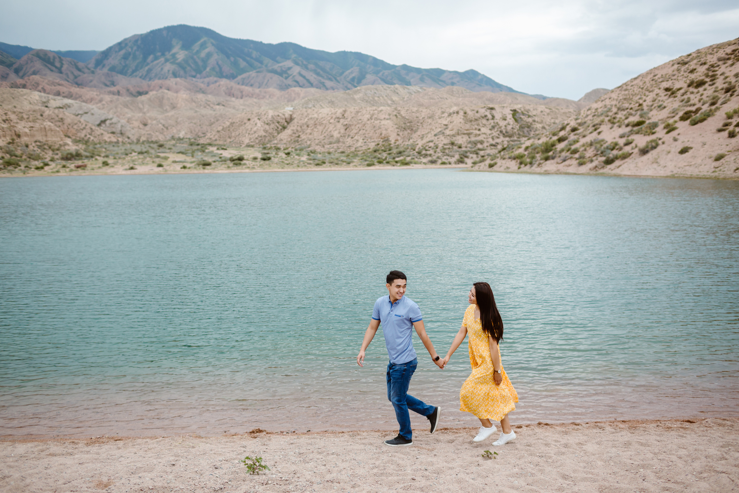 Лав стори в каньоне Сказка и на берегу Иссык-Куля. Фотограф в Бишкеке Оксана Шувалова