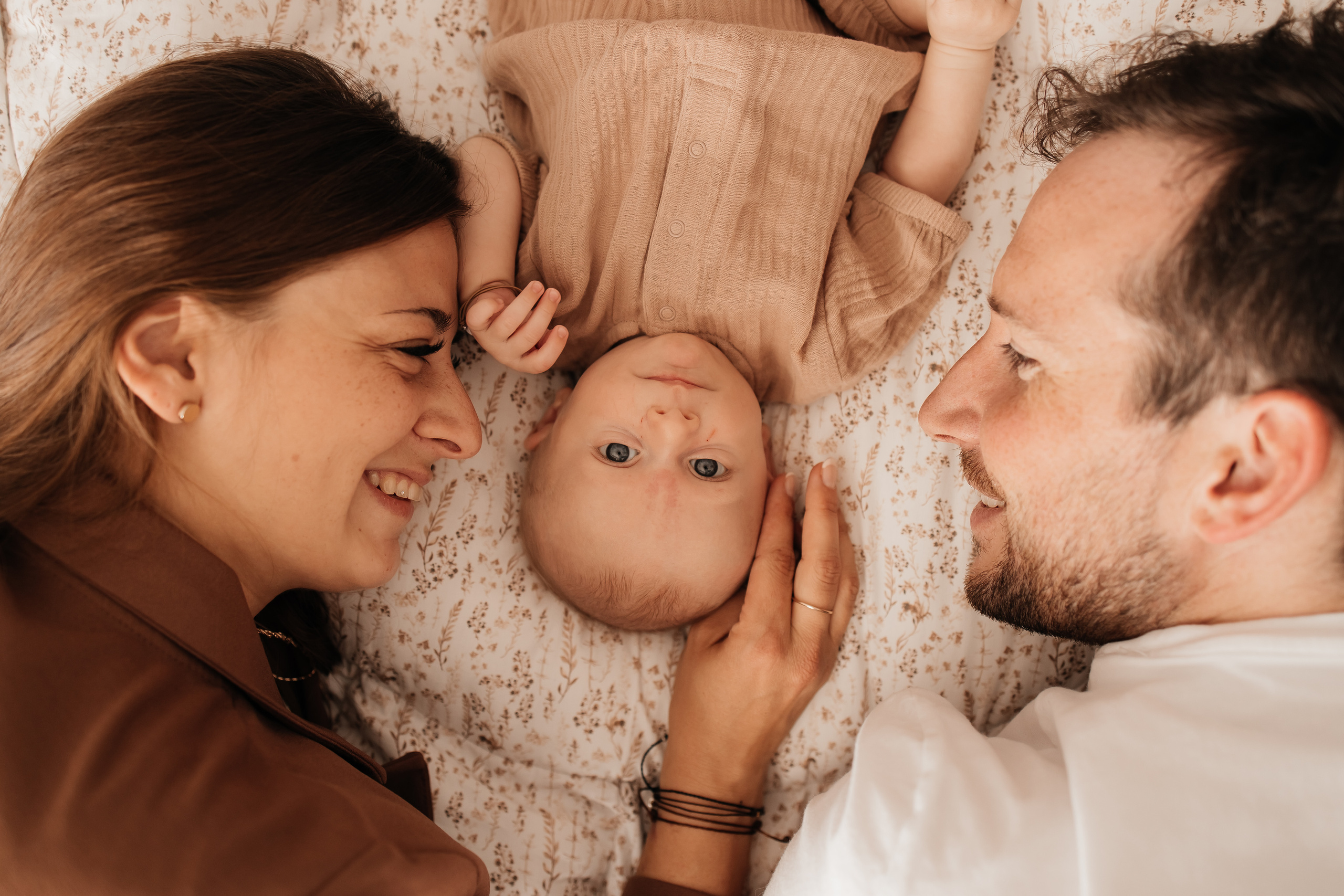 Newborn Lifestyle. Fotografin Heidenheim / Newborn, Babybauch & Familie - Nadine Schmalz