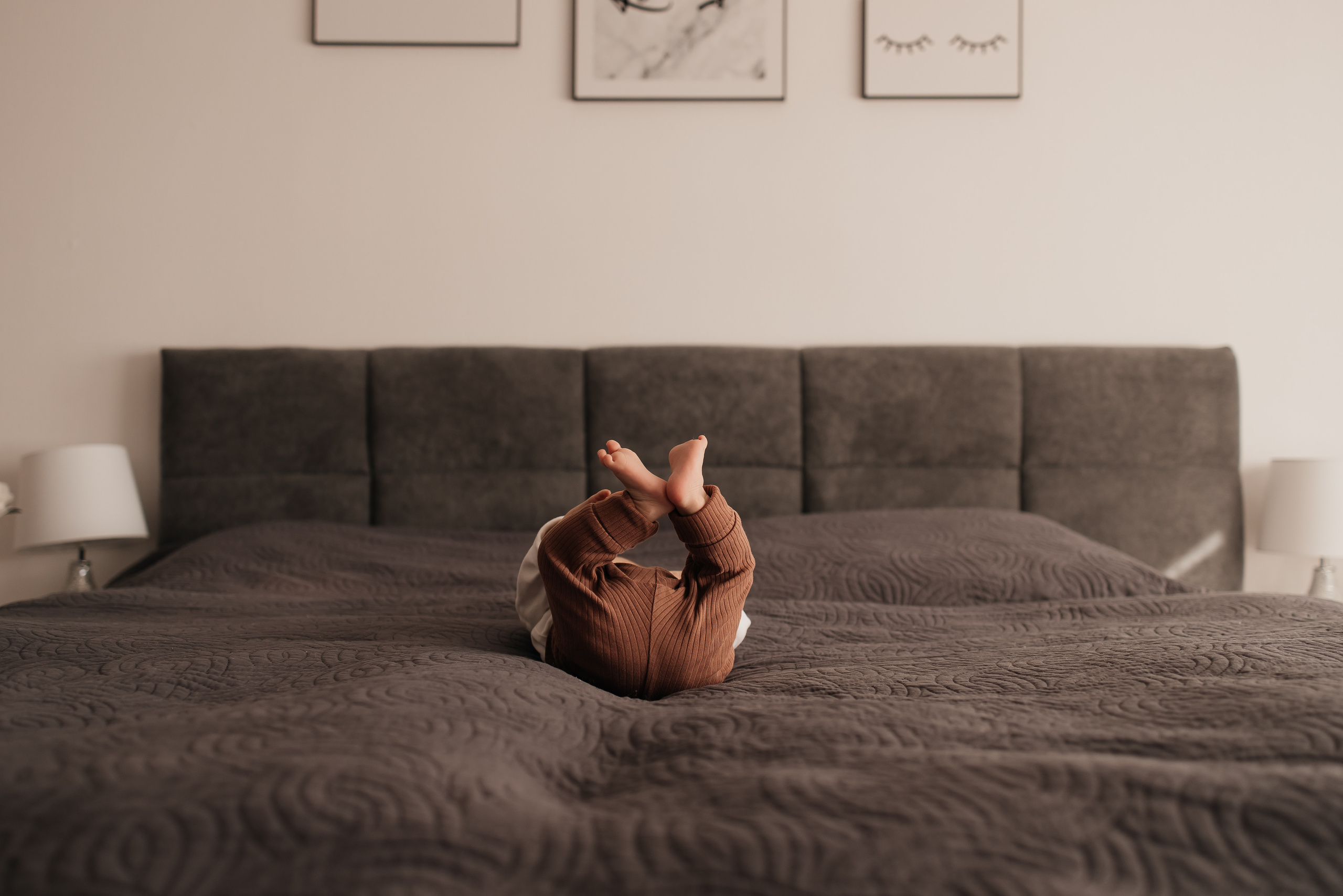 Newborn Lifestyle. Fotografin Heidenheim / Newborn, Babybauch & Familie - Nadine Schmalz