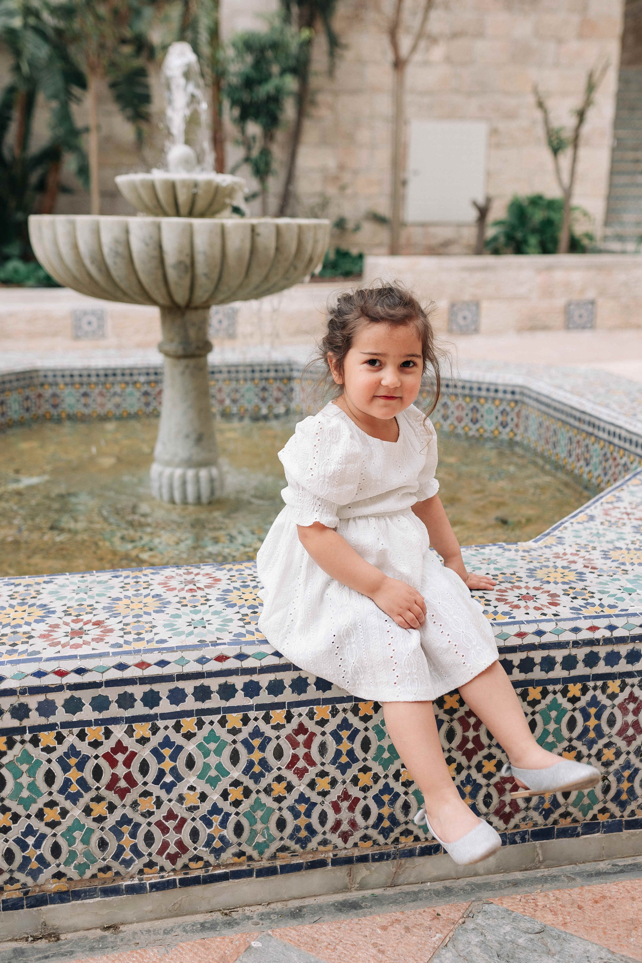 EXPECTING A BABY, JERUSALEM. PHOTOGRAPHER IN ISRAEL