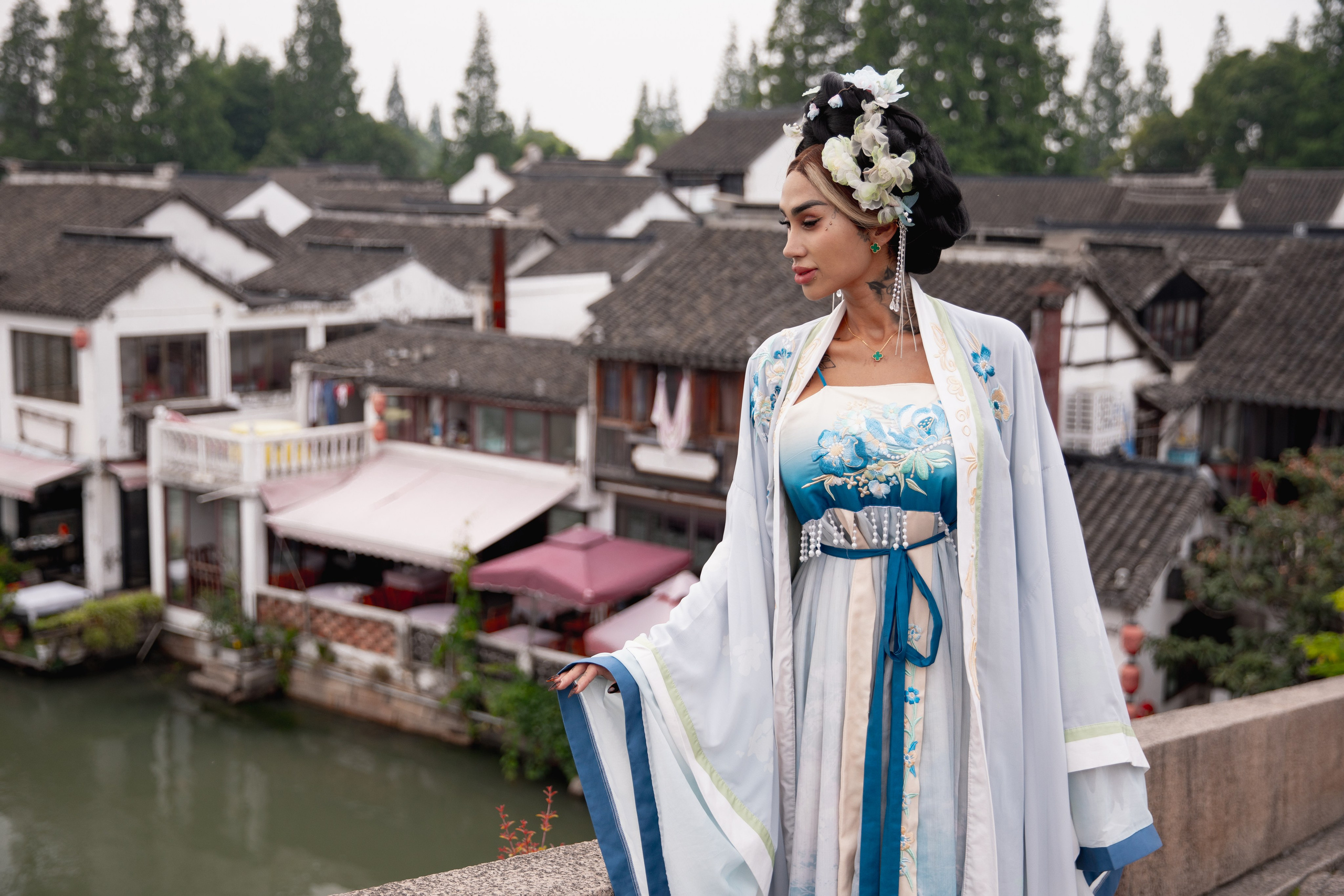 Фотограф в Шанхае — Лола Пидлуская