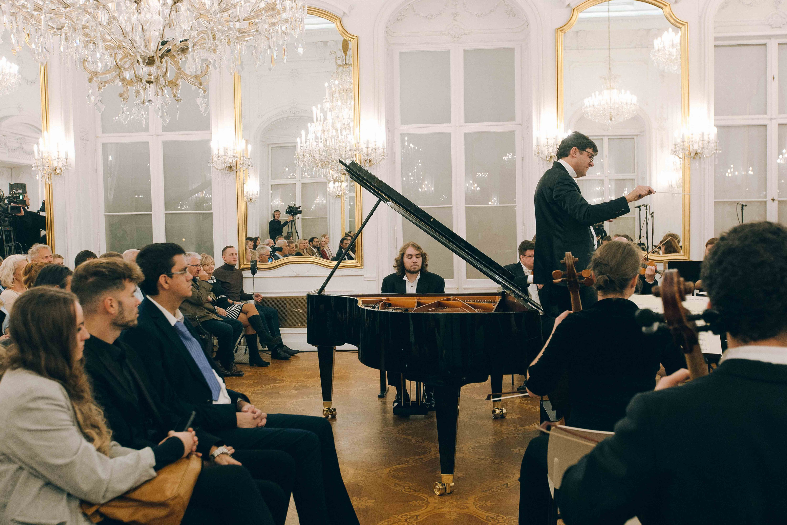 ANDRÁSSY UNIVERSITÄT (BUDAPEST). Wedding&Event photographer Ismail Rzayev in Baku