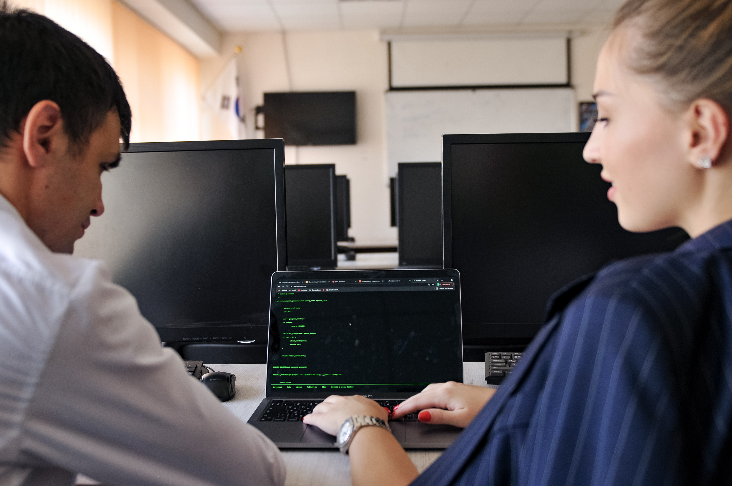 Școală de programare „GEEKLAB”. Fotograf și Videograf | Chișinău, Moldova