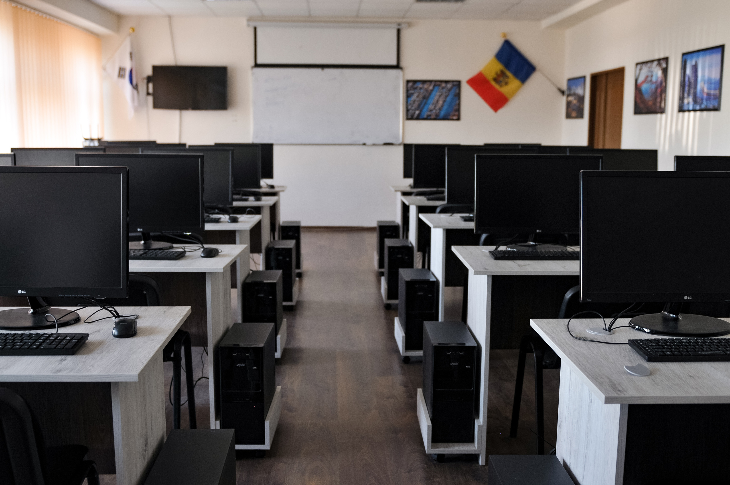 Școală de programare „GEEKLAB”. Fotograf și Videograf | Chișinău, Moldova