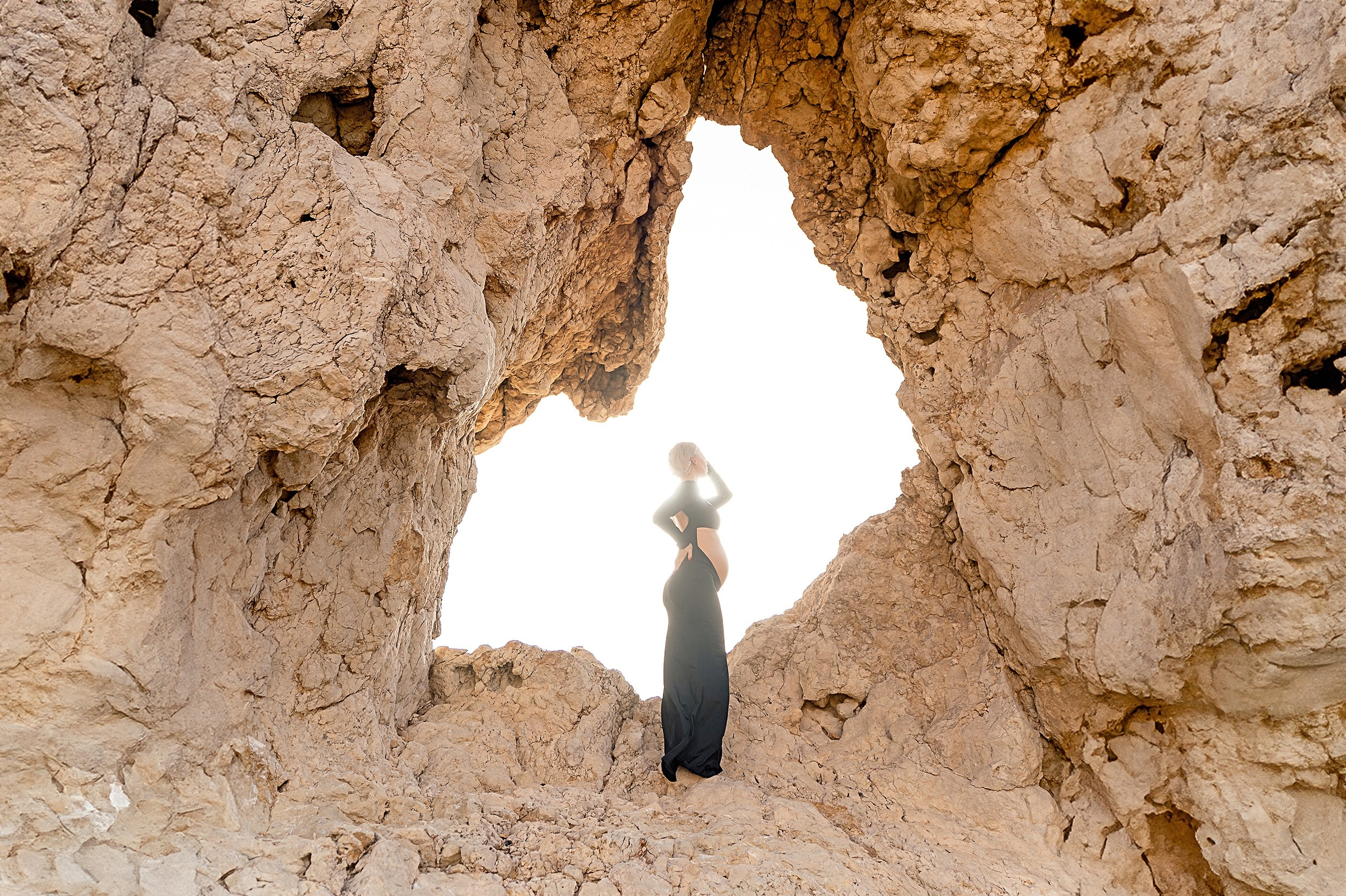 Maternity. Professional Photographer in Abu Dhabi & Dubai — Marina Aubakirova | Family, Couple, Wedding & Individual Photoshoots