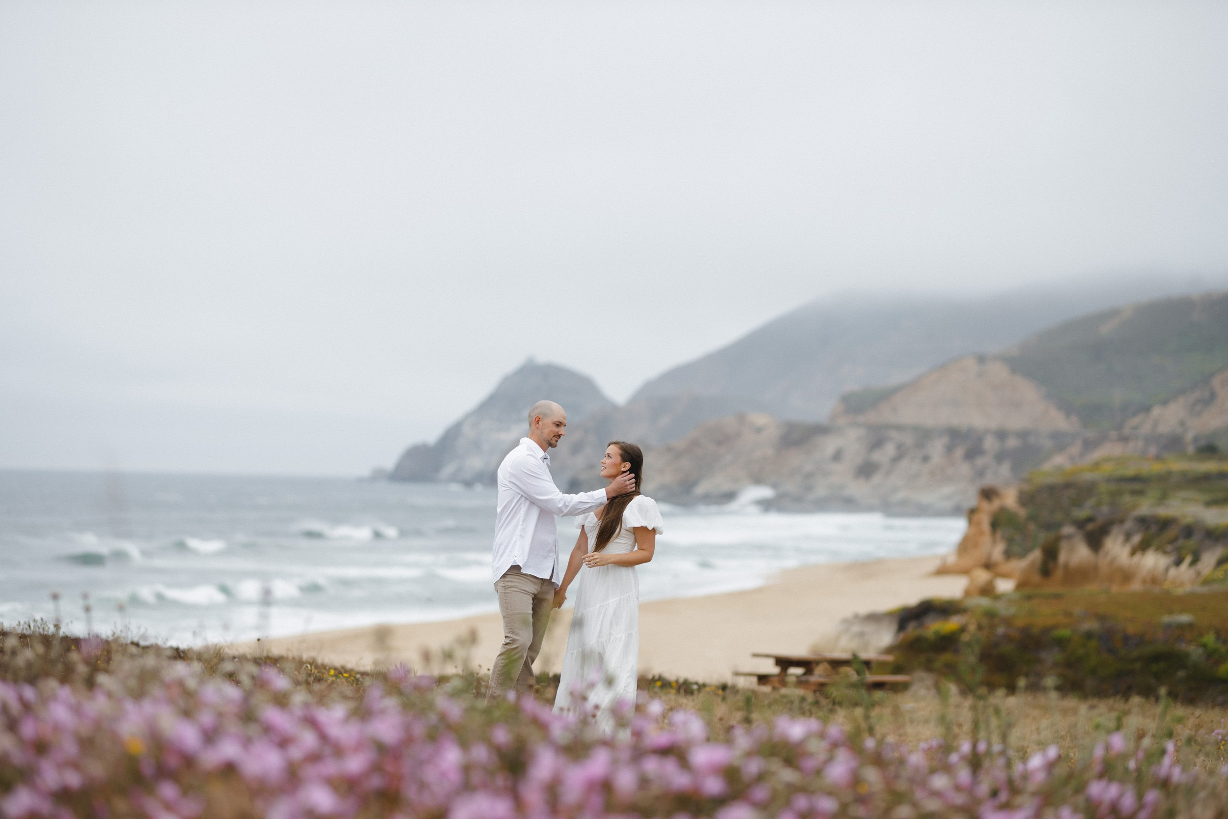 Engagement on Montara Beach. Maternity, newborn photographer in the Bay Area|Iryna Rakivnenko