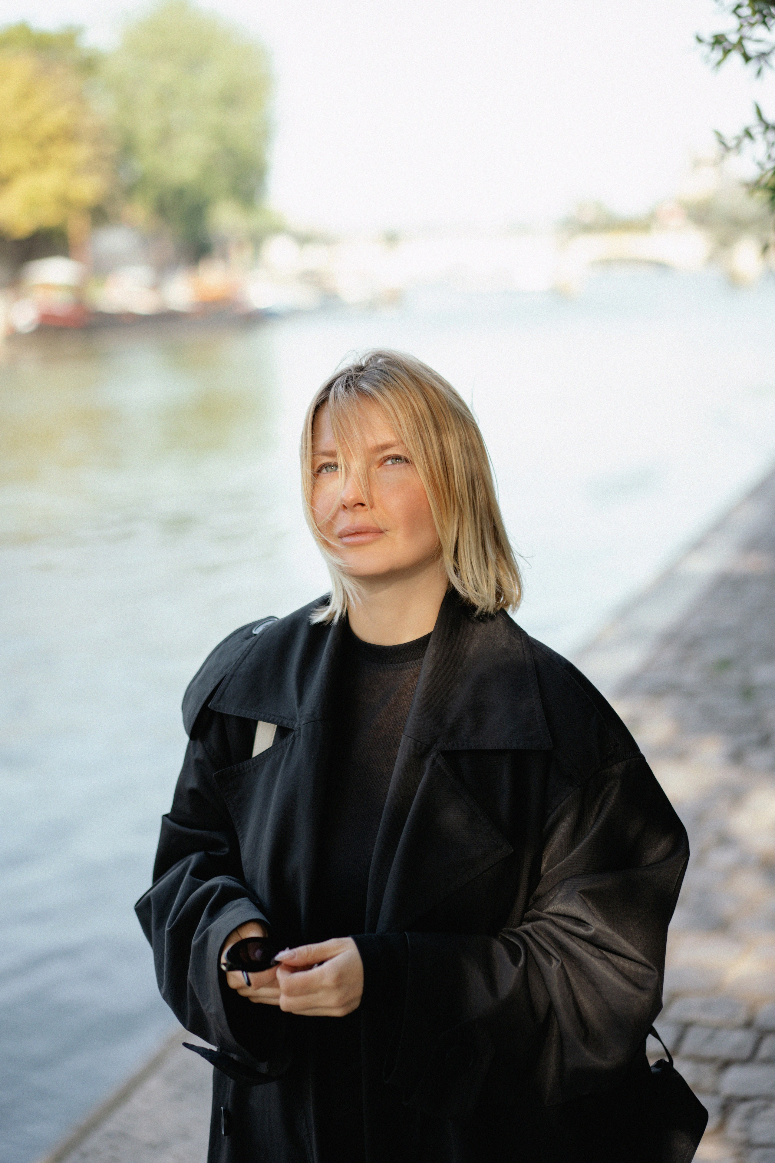 Минимализм и стиль. Портрет на набережных Сены. Ksenia Marchand/ Lifestyle фотограф в Париже