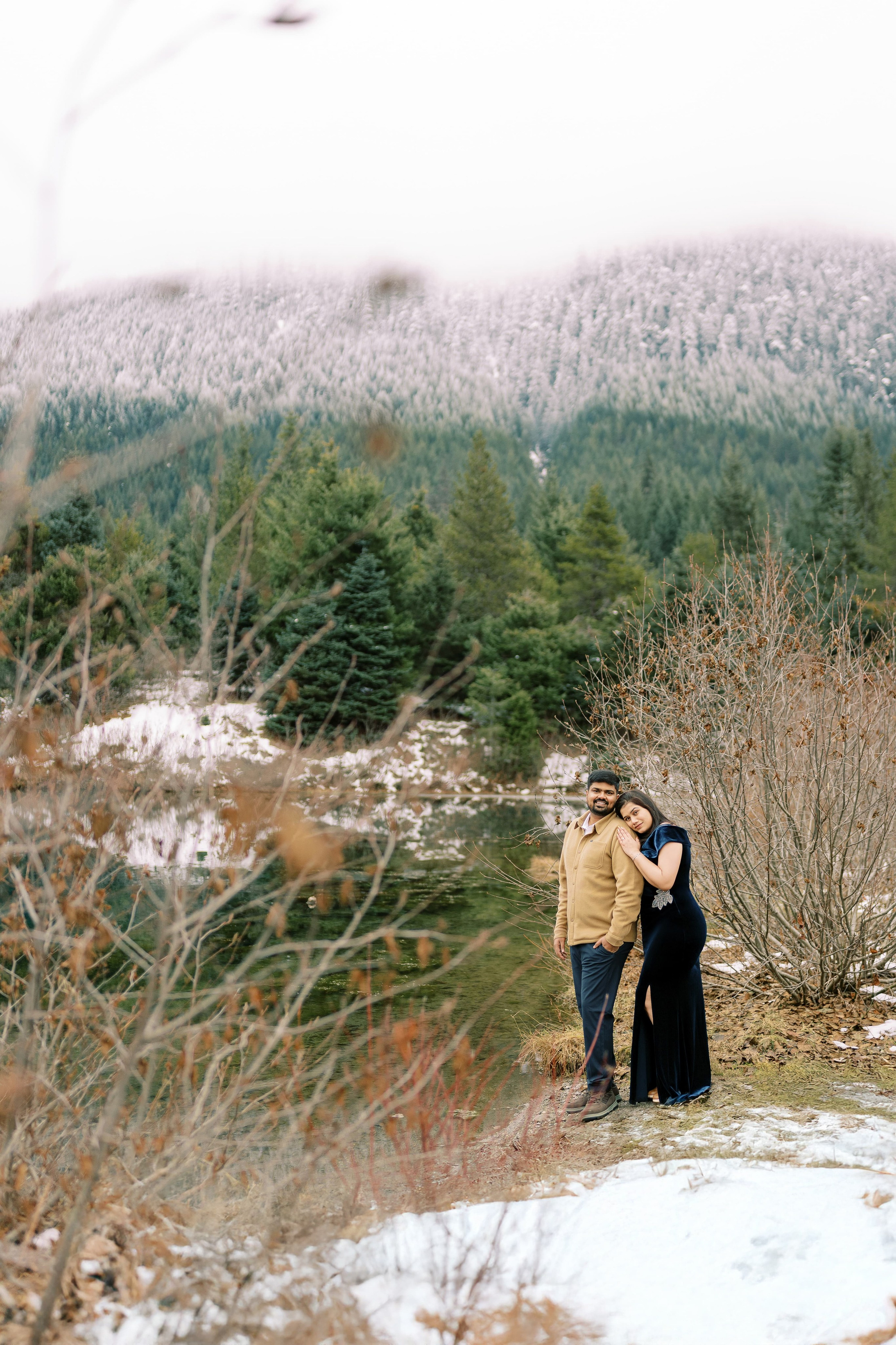 Engagement photoshoot. Date & TJ. Gold Creek Pond. December 2024. EVAN ARISTOV WEDDING PHOTOGRAPHY — Seattle Wedding Photographer