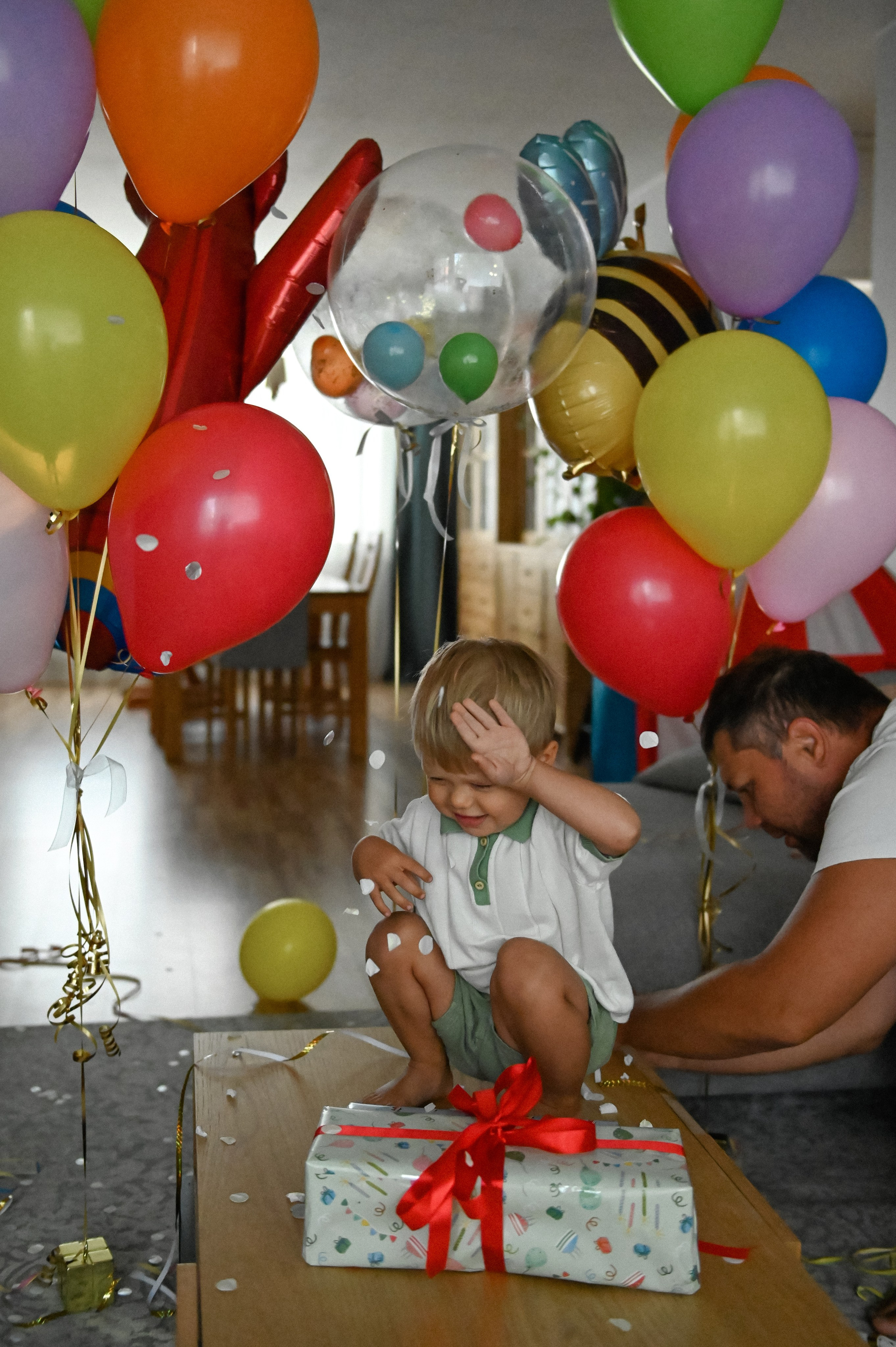 Праздник во дворе дома. Детский и семейный фотограф в финляндии дина пулкка. контент фотограф