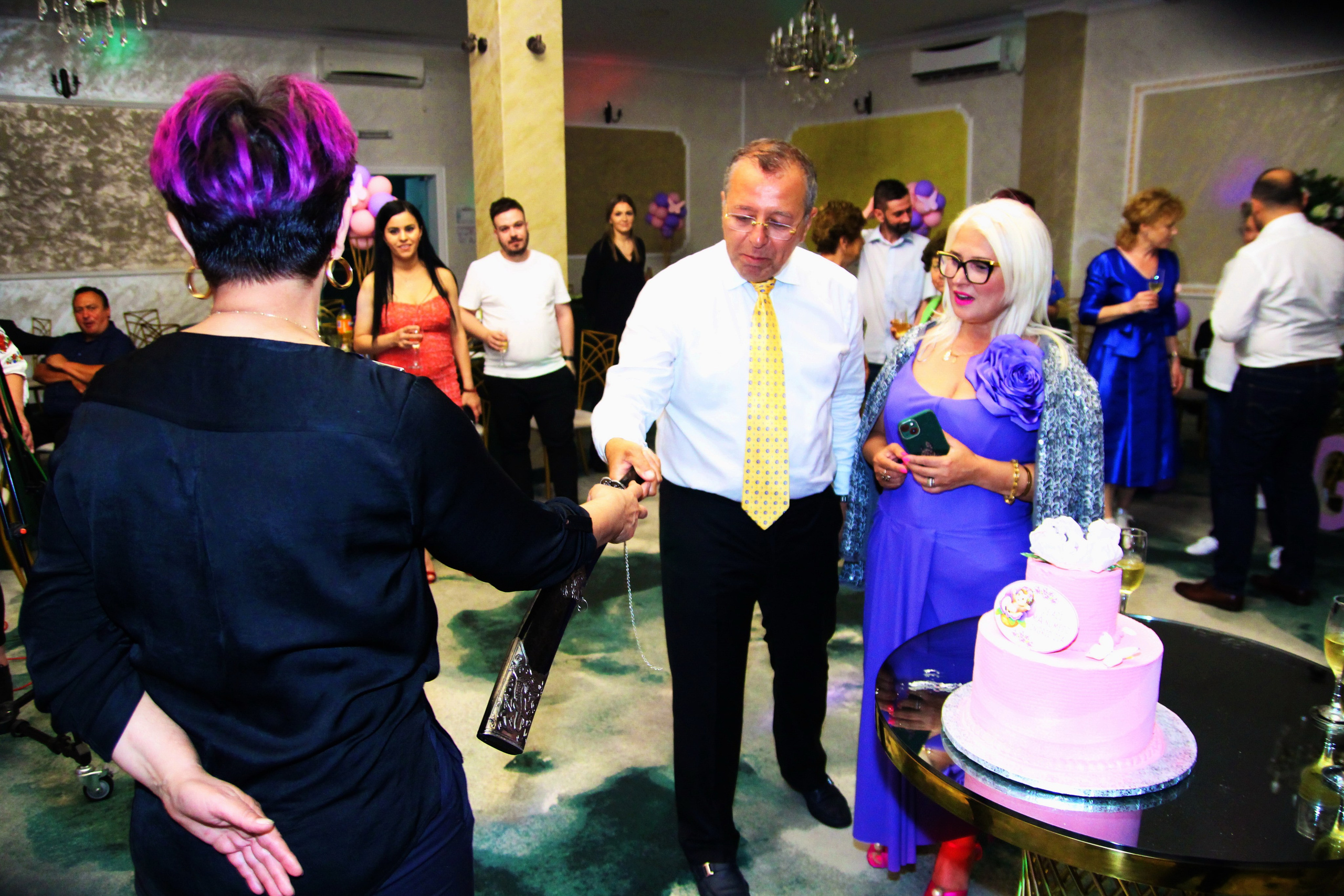 BYZO MEDIA. PETRU BYZO - family and children photographer in ROMANIA