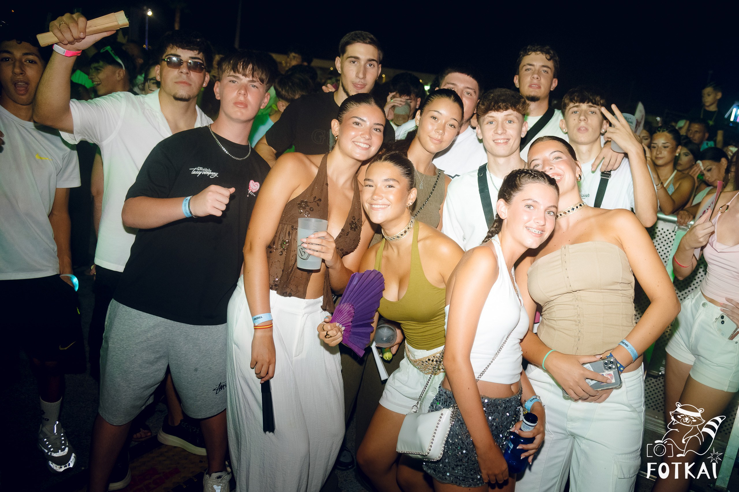JC Reyes at Brilla Torrevieja Festival — Live Concert Photos in Torrevieja, Spain, 2026 | FOTKAI