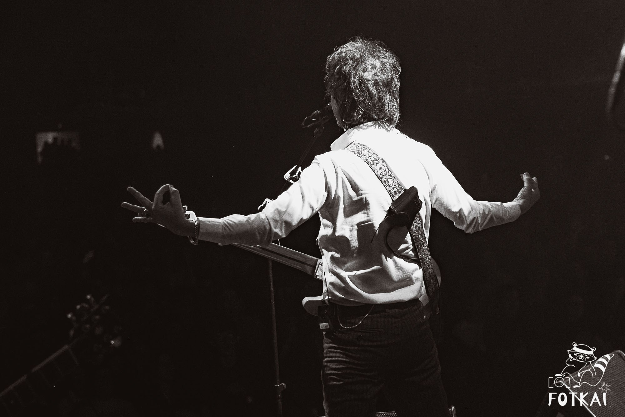 Sidonie en Torrevieja 2025 – Fotos del concierto y reportaje completo | FOTKAI