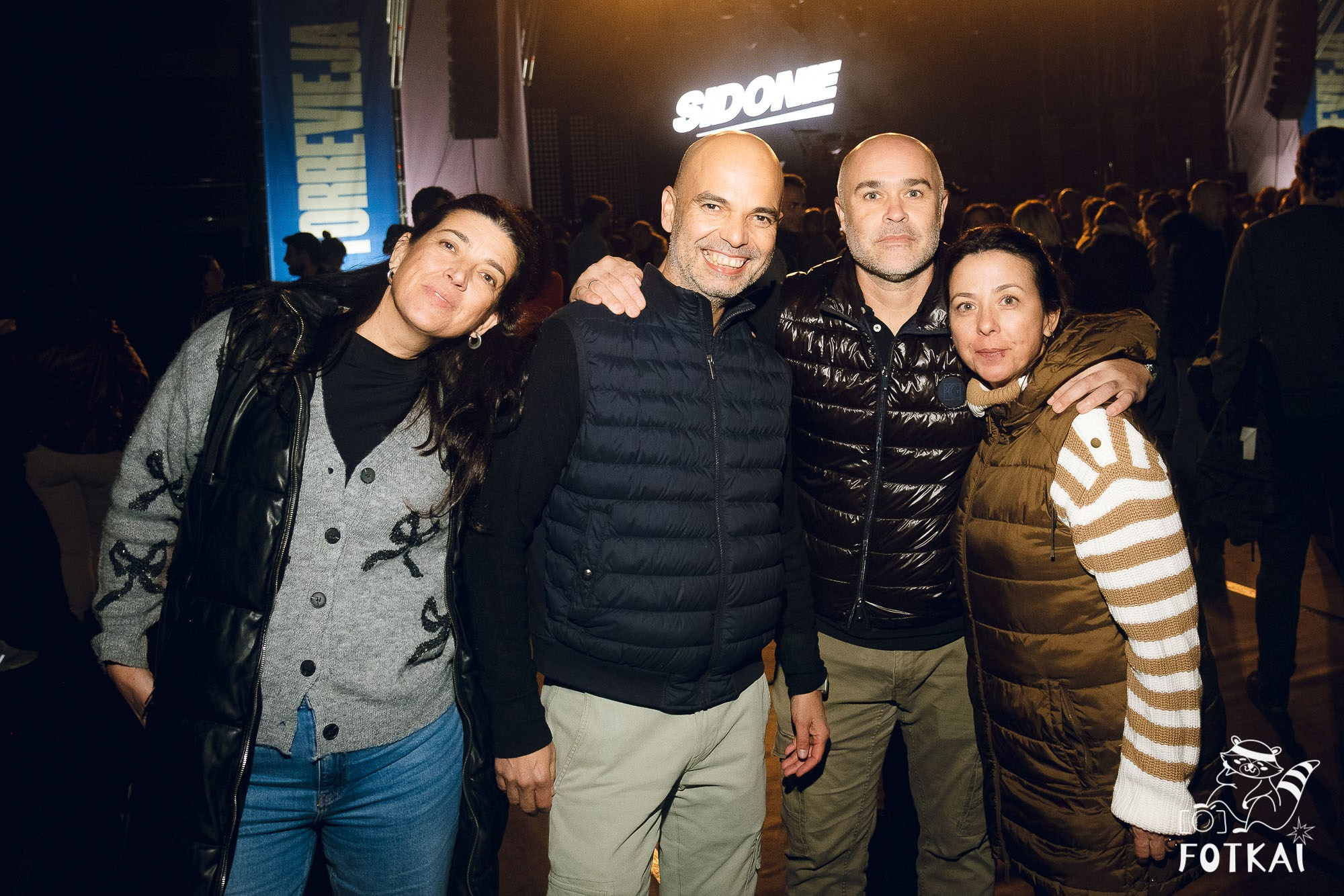 Sidonie en Torrevieja 2025 – Fotos del concierto y reportaje completo | FOTKAI