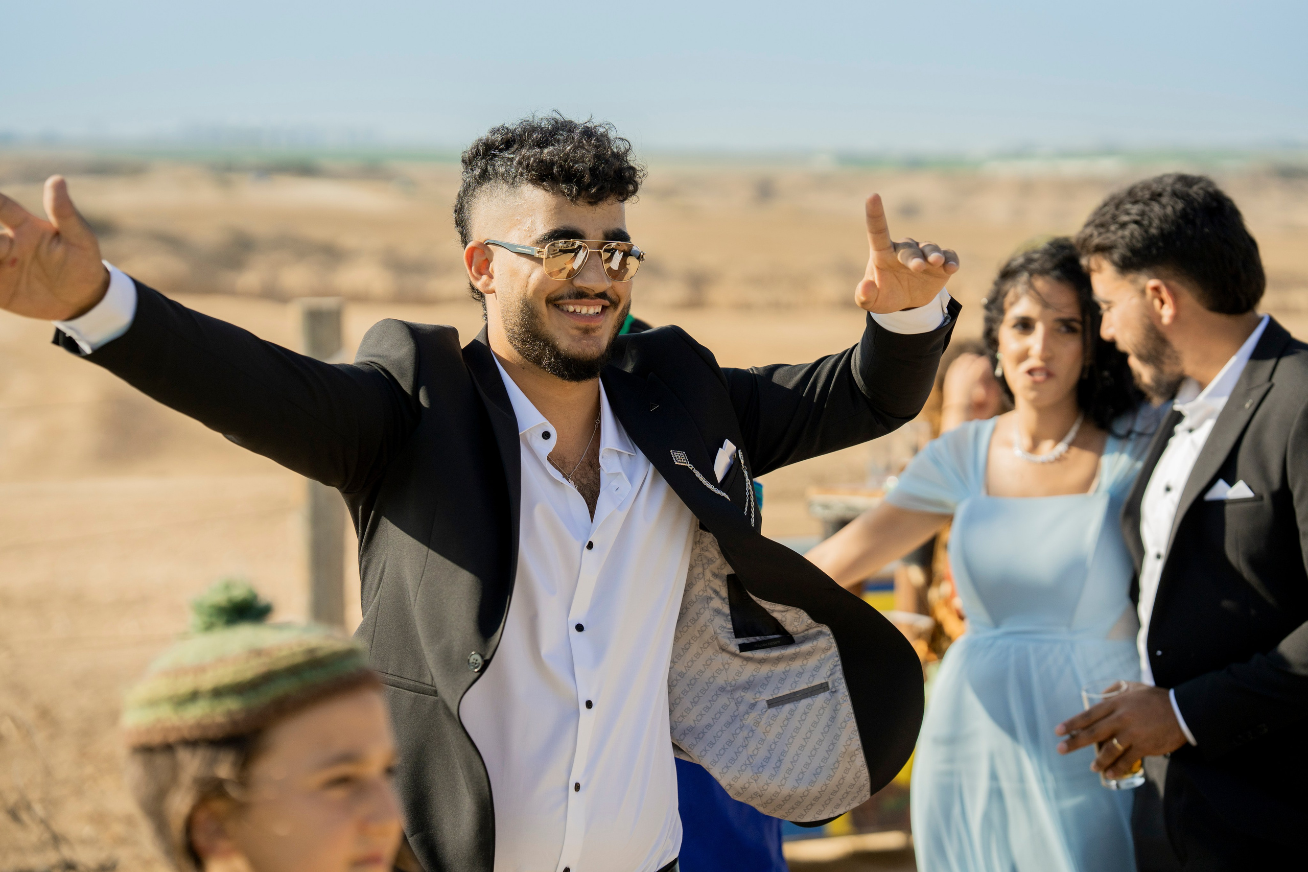 אביה ואחיה. יוסף מזרחי צילום חתונה, ברית וזוגיות. צלם מקצועי שאוהב להוציא אתכם הכי יפים ברגעים הכי מרגשים