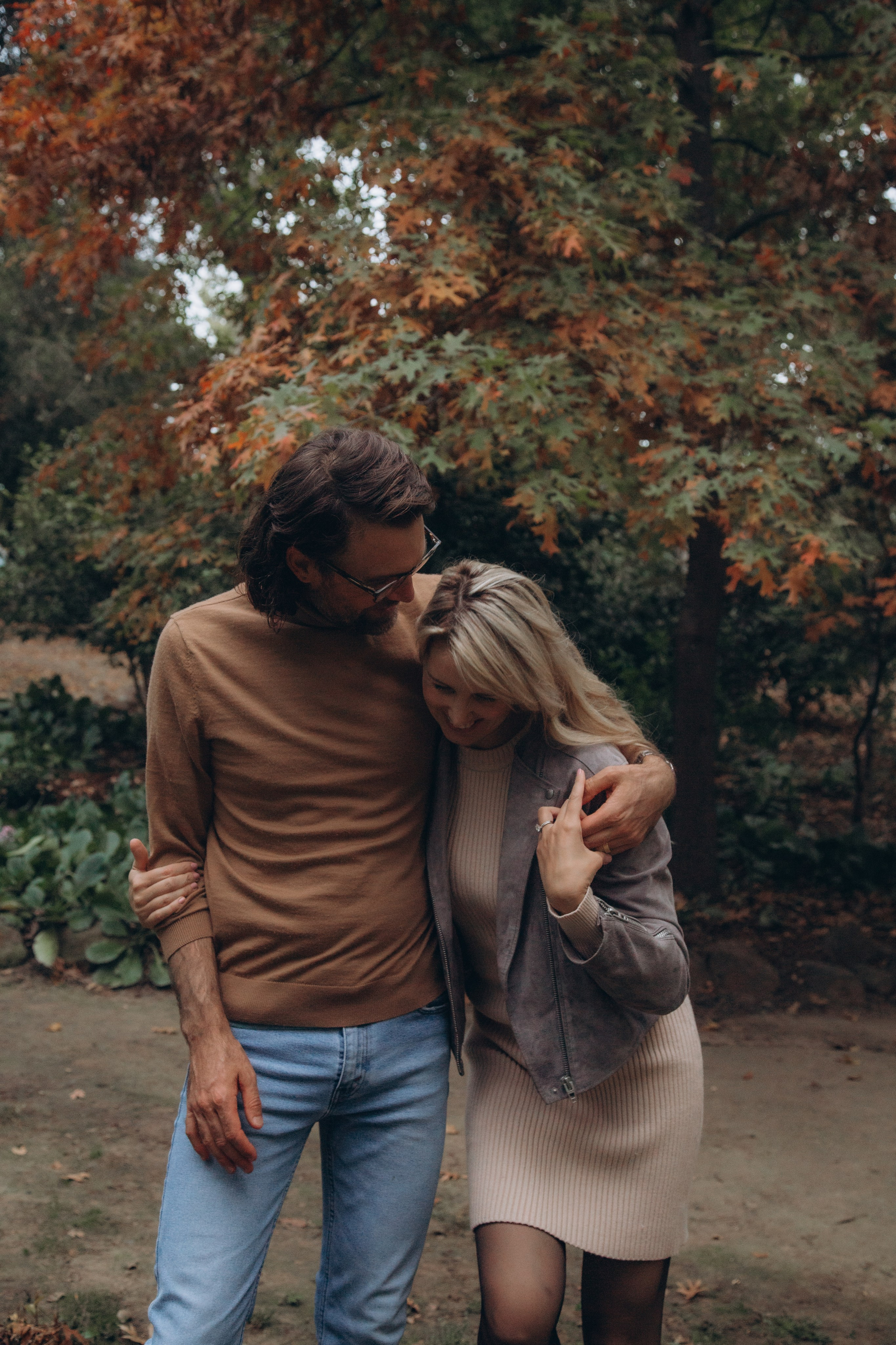 Family in nature. Family and children’s lifestyle photographer Elena Tumanova