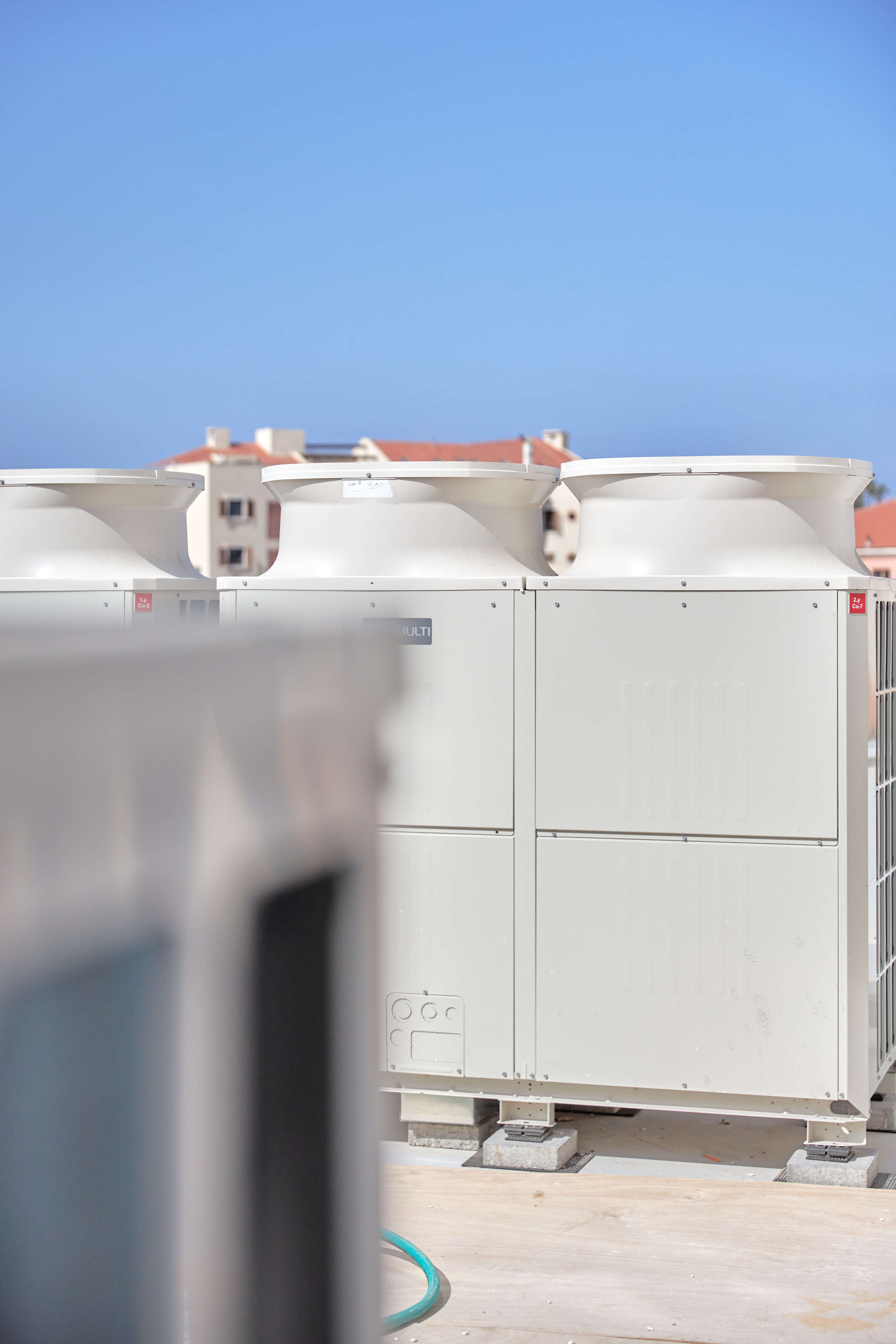 MITSUBISHI ELECTRO & CREATIV PEOPLE. צילום ווידאו לעיצוב פנים ואדריכלות