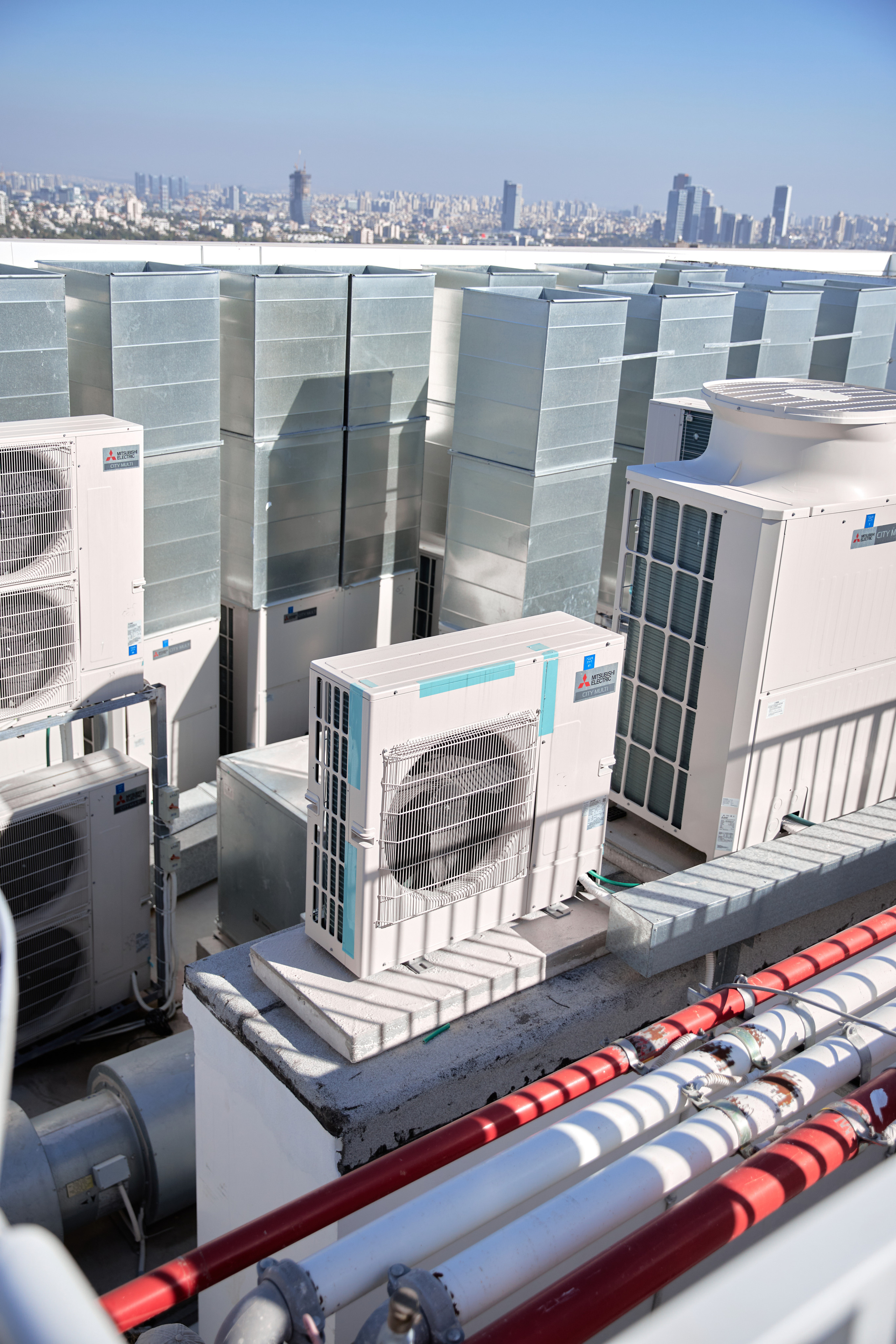 MITSUBISHI ELECTRO & CREATIV PEOPLE. צילום ווידאו לעיצוב פנים ואדריכלות