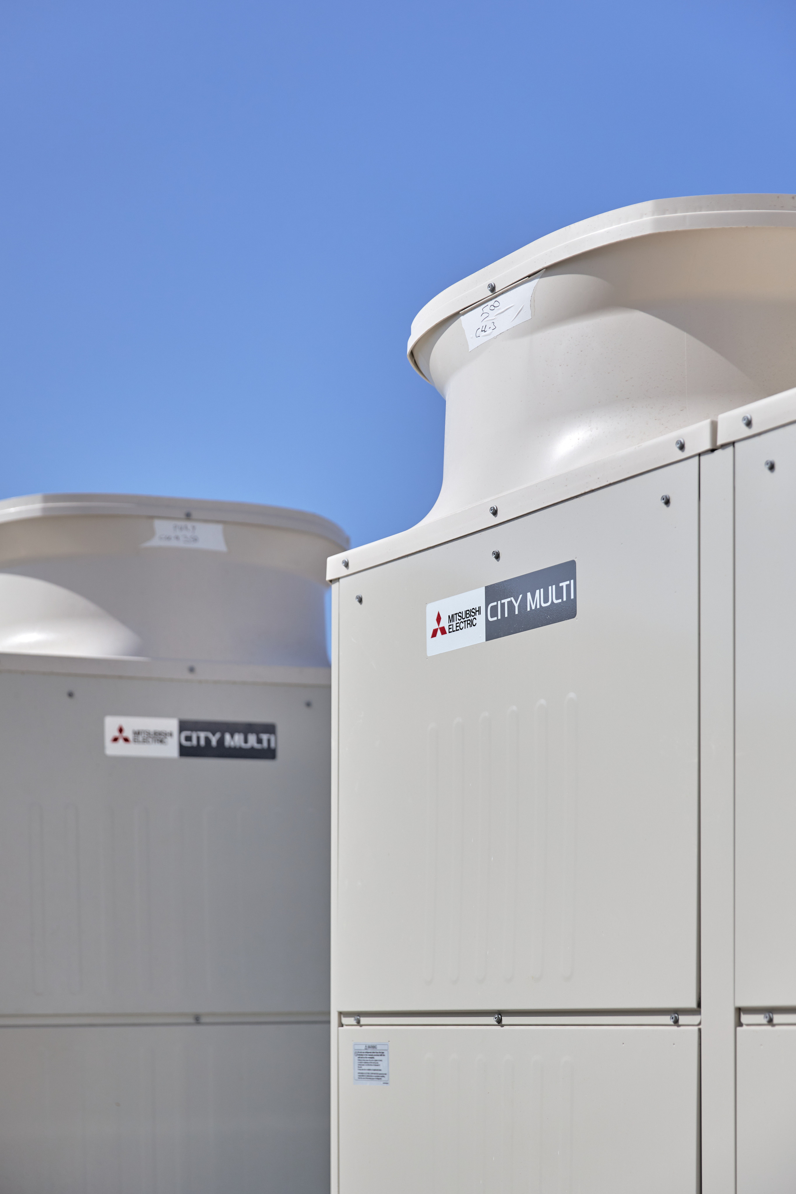 MITSUBISHI ELECTRO & CREATIV PEOPLE. צילום ווידאו לעיצוב פנים ואדריכלות