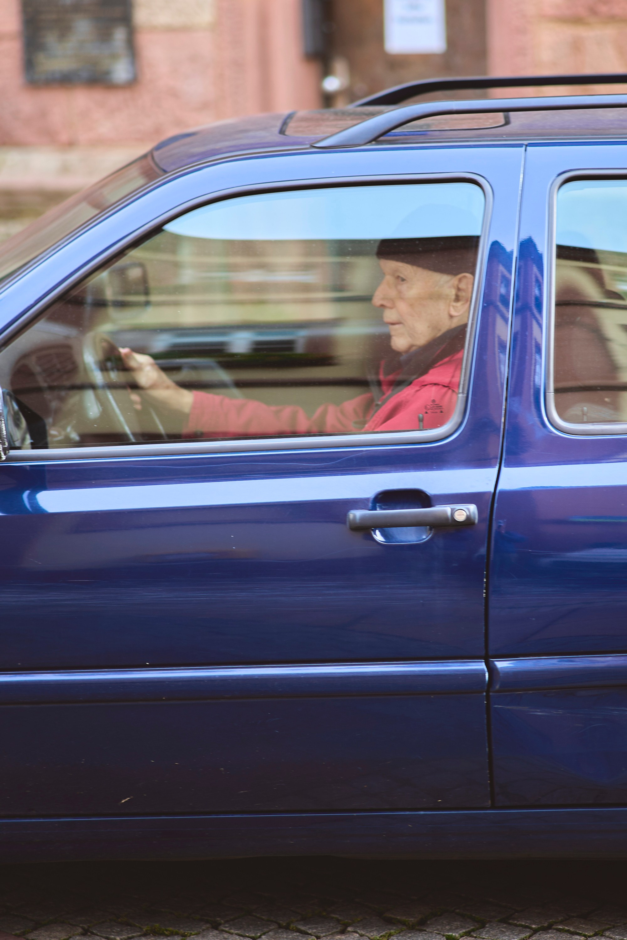 Streetphotgraphy in Germany Neustadt Weinstrasse. Aleksandr Steinbrenner | Streetfotografie