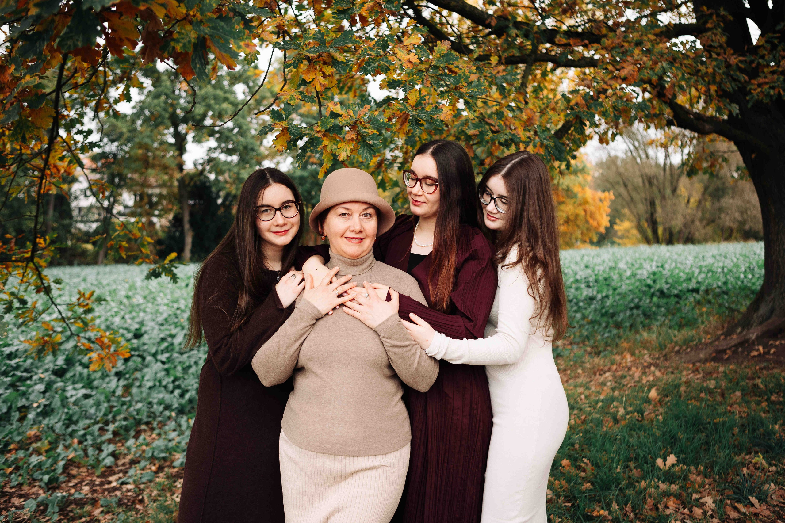 BIG OAK, BIG FAMILY. Https://shi-photo.com/