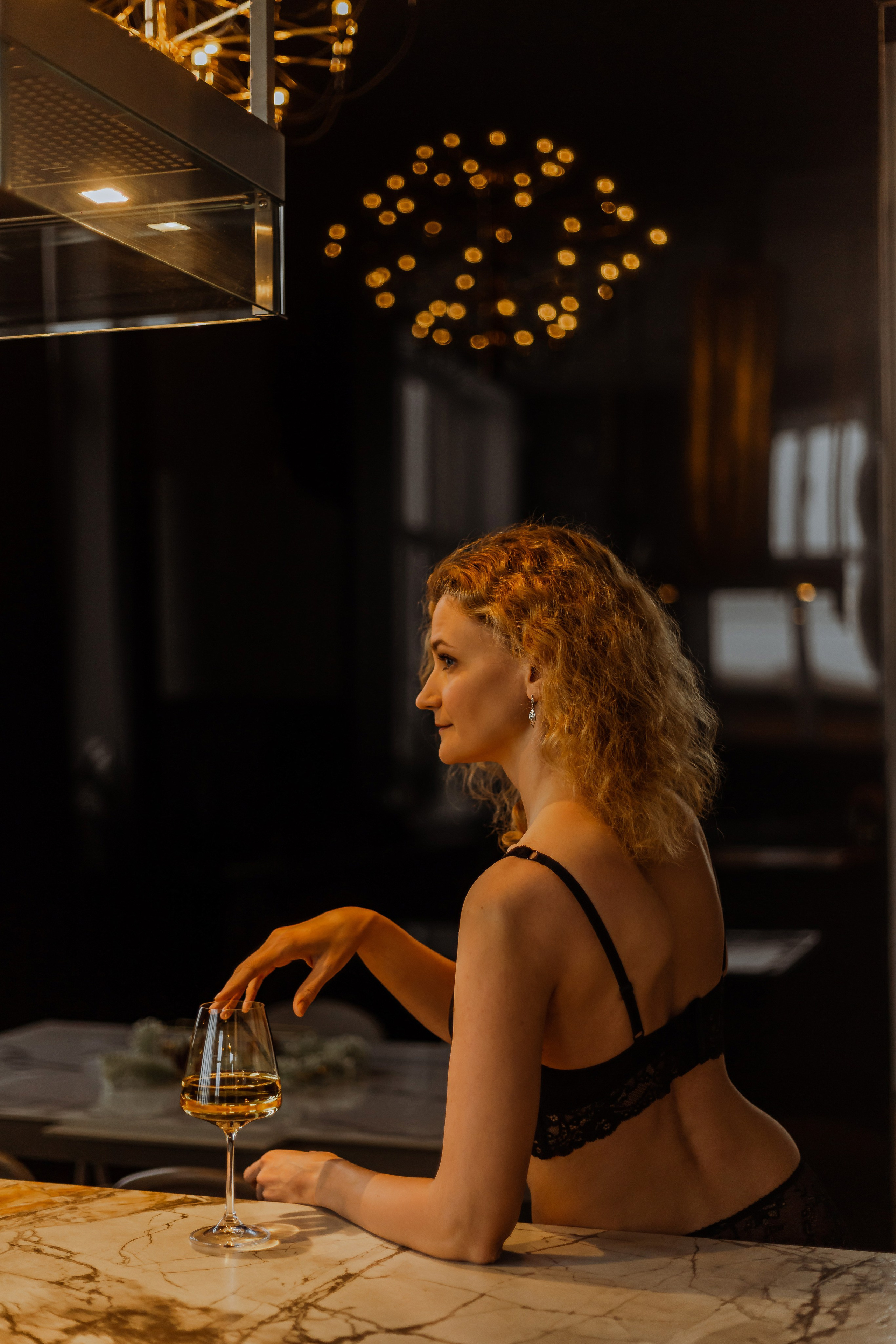 Retratos sexys de una hermosa chica. Fotógrafo de retrato, familia y reportajes en Valencia | España | Europa Vitalii Lumier