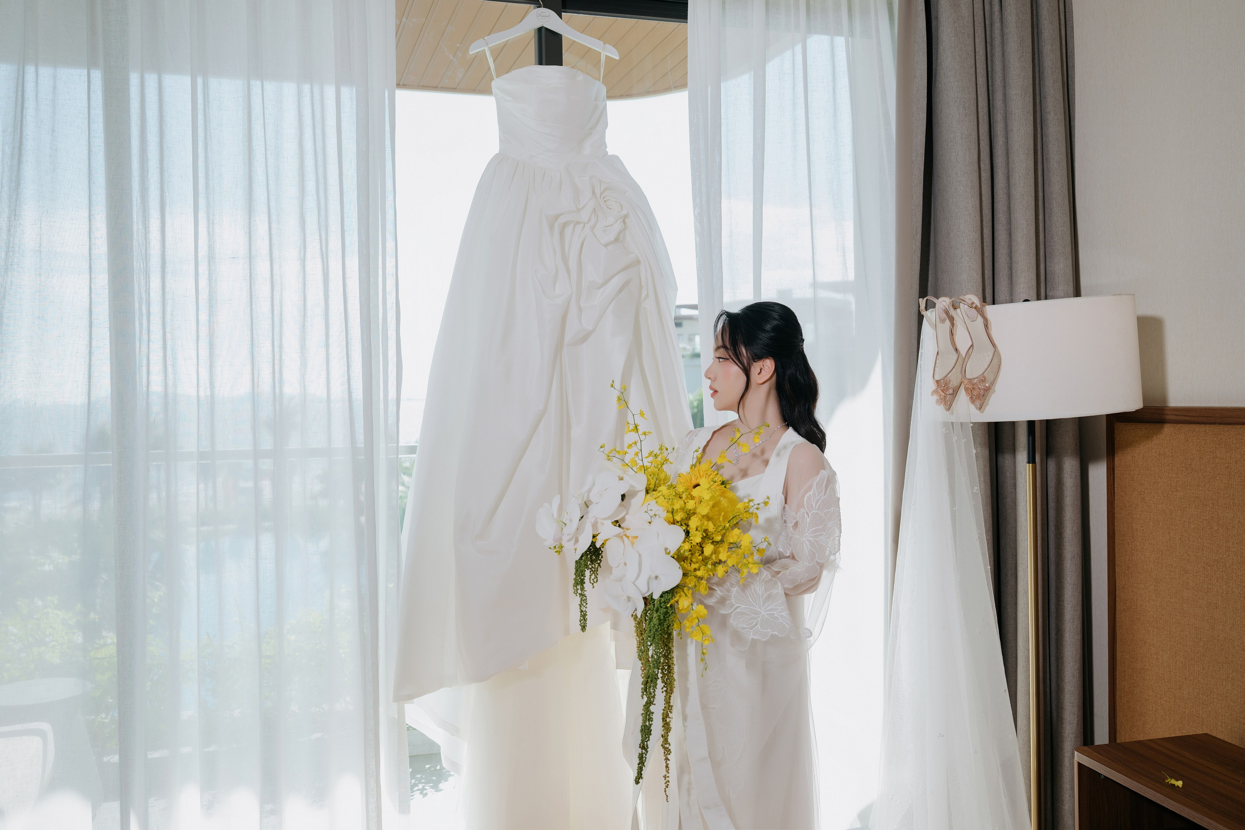DUC HOANG & HUONG ANH / The Vows. Saigon Wedding Present | Art Beyond Moments