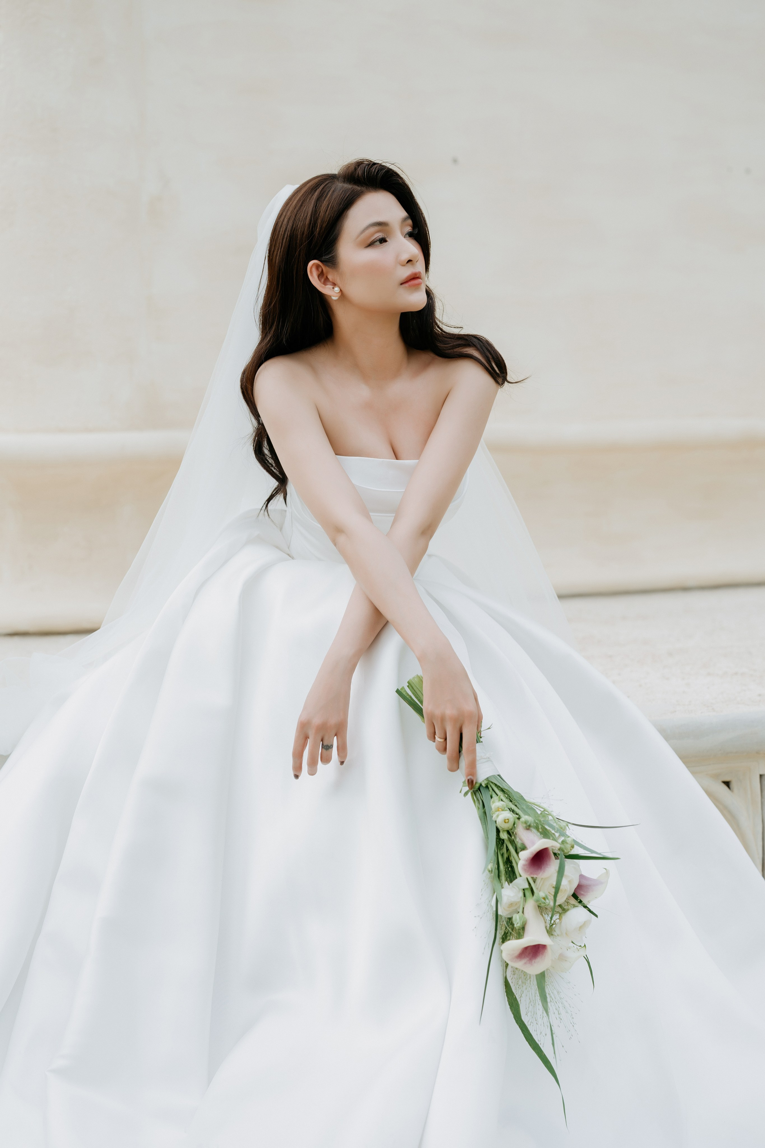 THU & NHU / An garden. Saigon Wedding Present | Art Beyond Moments