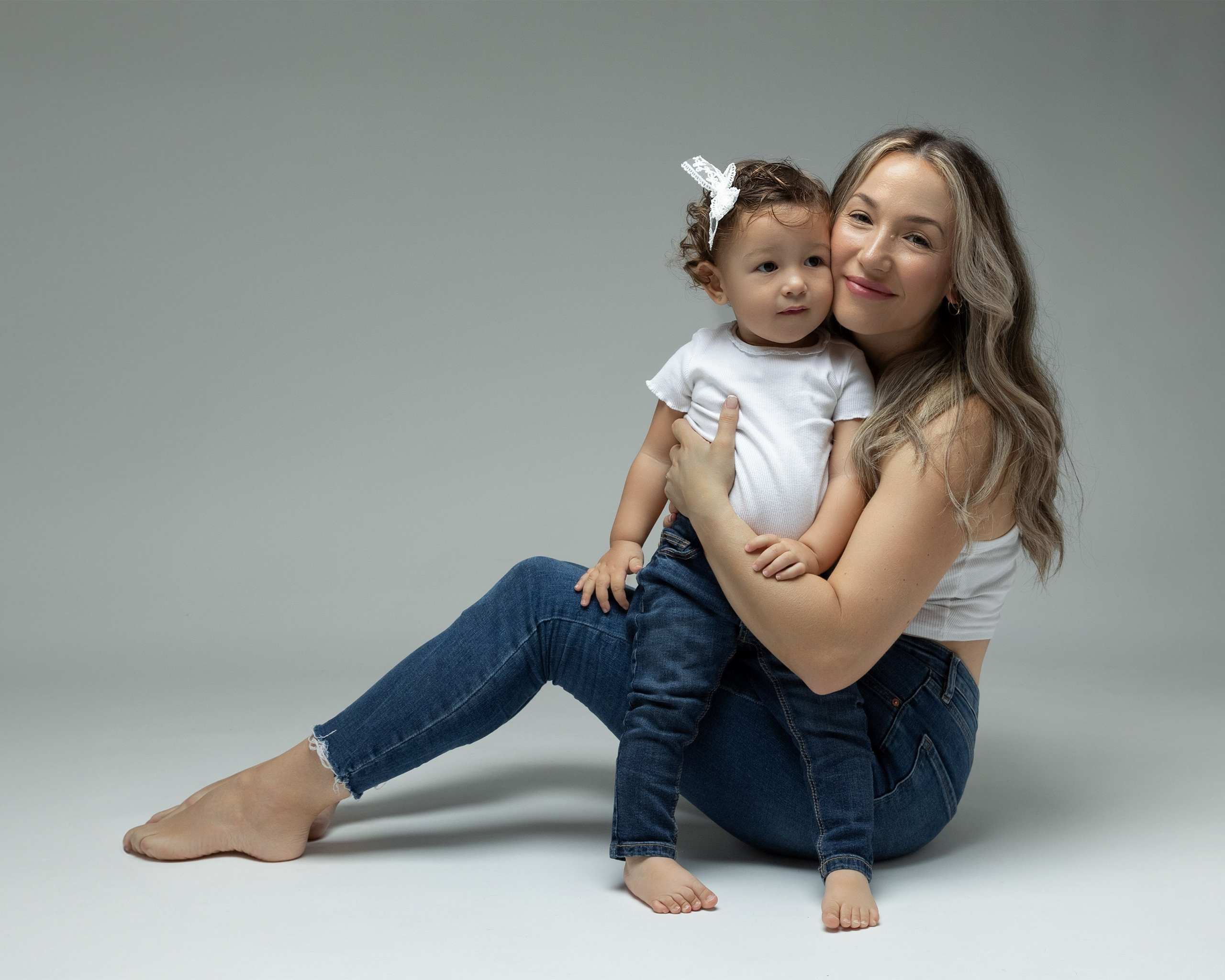 Sesiones de fotografía Infantil , sesiones de fotos la madre con niño o bebe , fotografía Infantil , fotografía familiar , fotos bebes pequeños