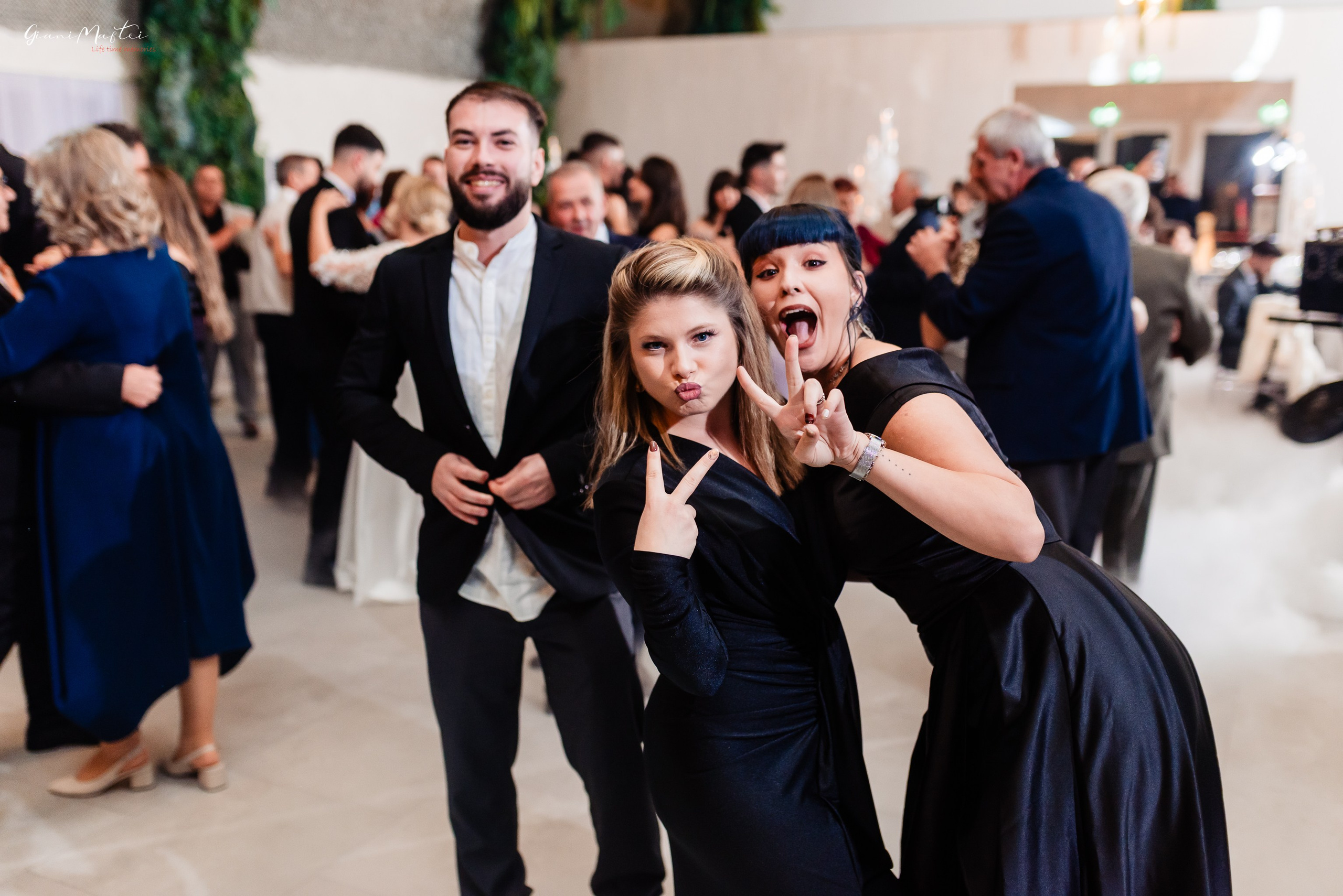 Robert & Andreea. Giani Maftei