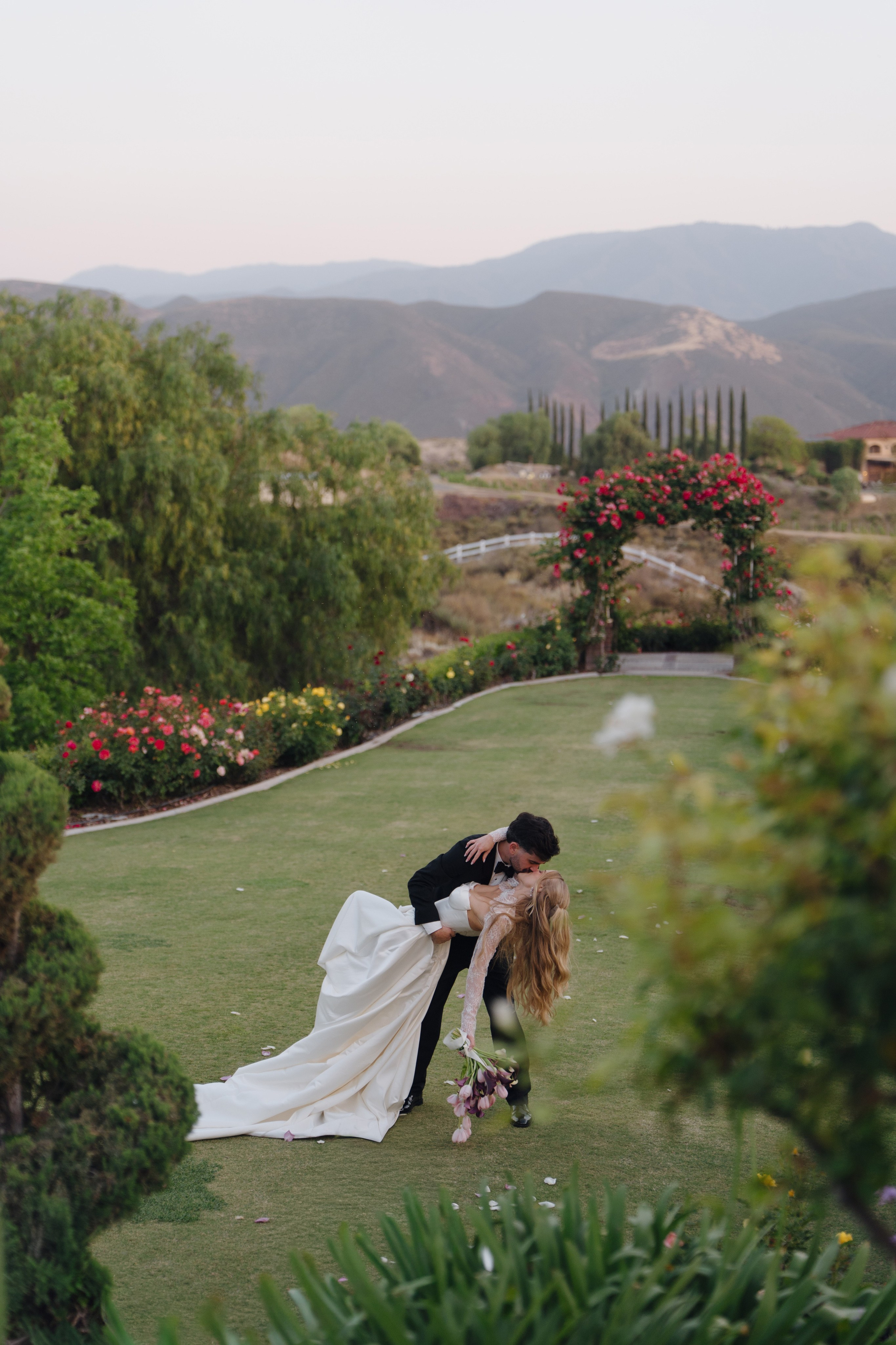 D&L. Orange County Wedding Photographer & Videographer | Candid & Timeless Wedding Photo + Video | Italiantsev