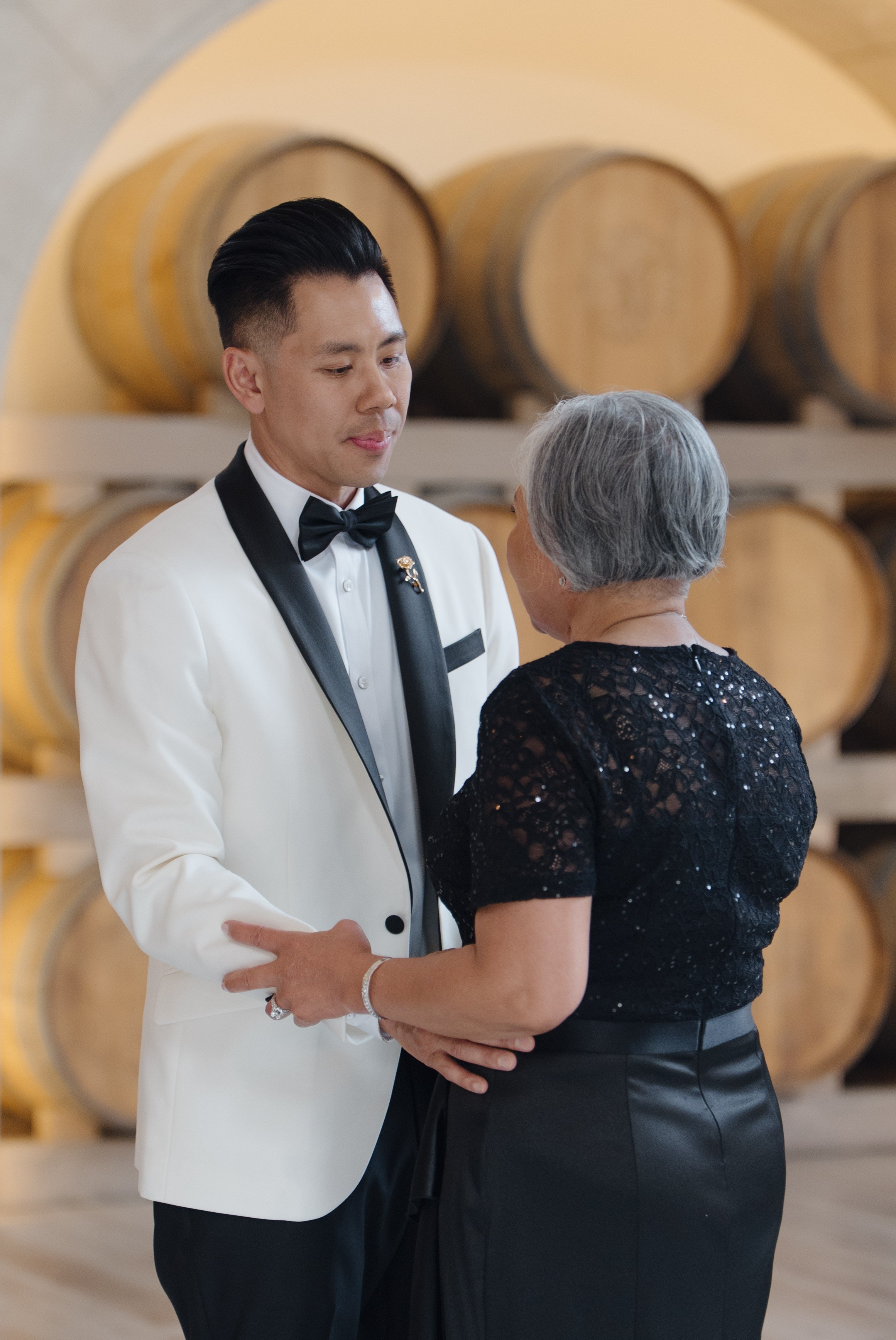 S&T. Orange County Wedding Photographer & Videographer | Candid & Timeless Wedding Photo + Video | Italiantsev
