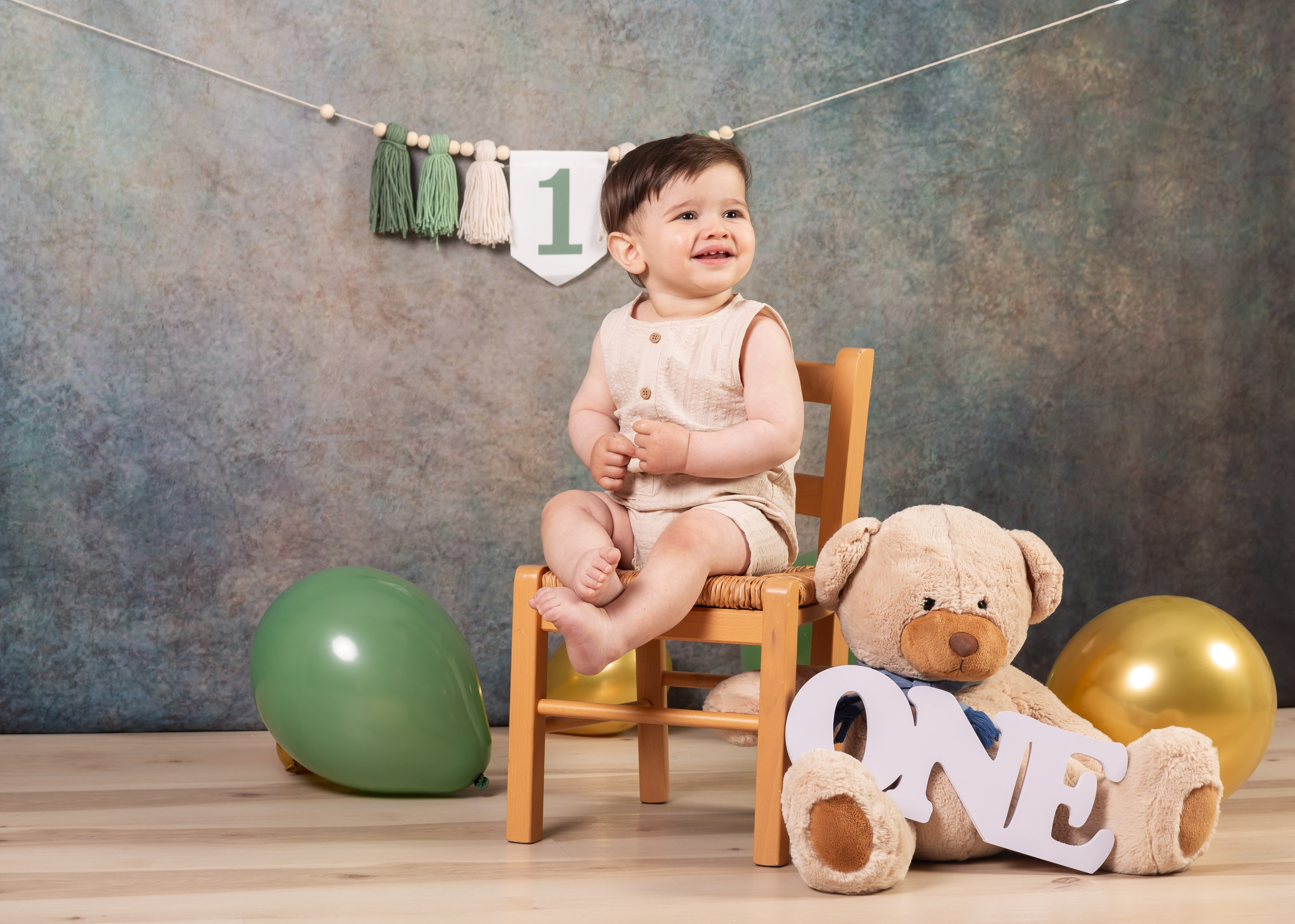 Smash Cake. Photographer is San Jose, Iryna Novosyolova