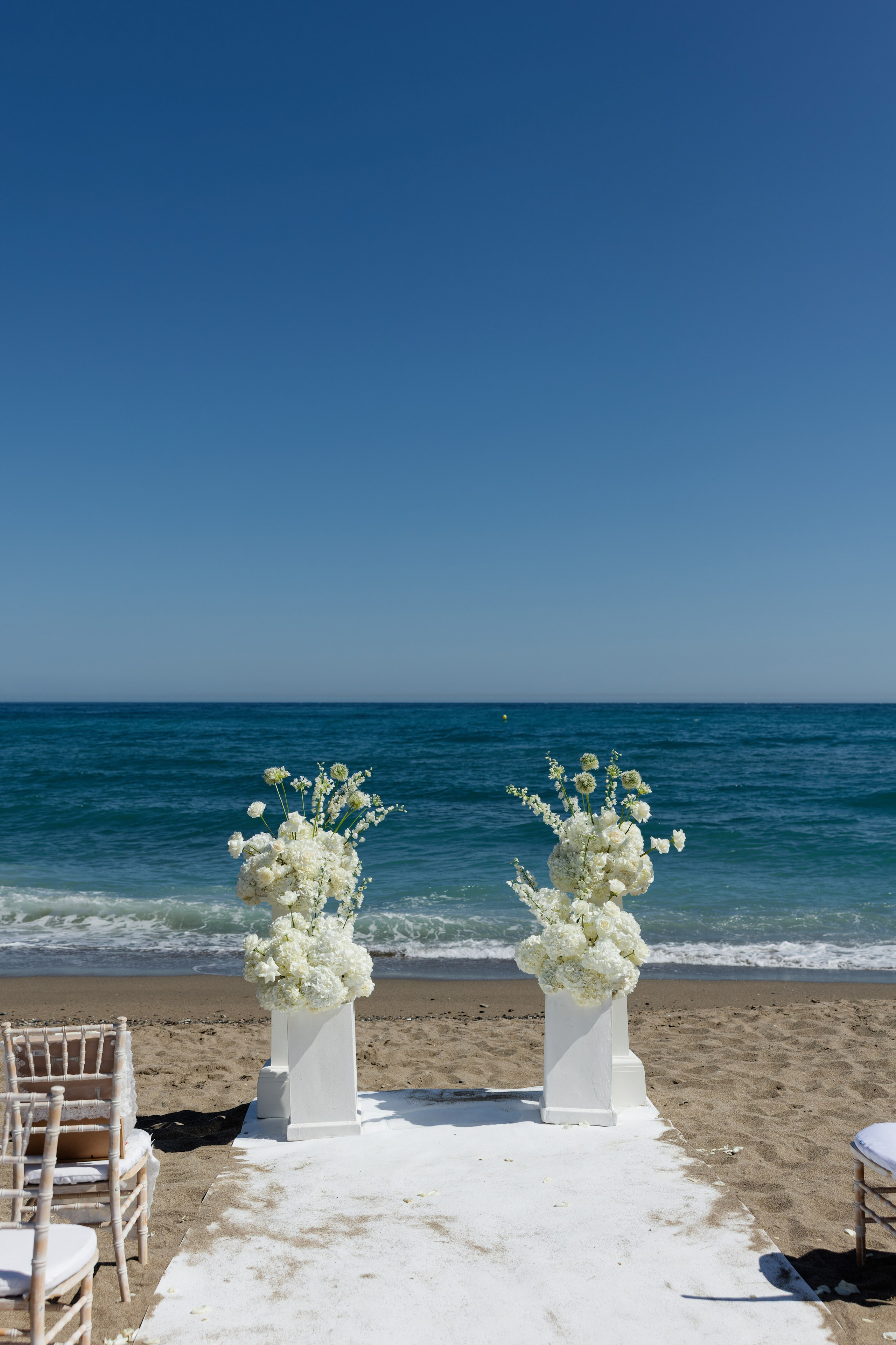 Beach Wedding in Marbella PREVIEW. Destination Wedding Photographer — Nikita Burtsev