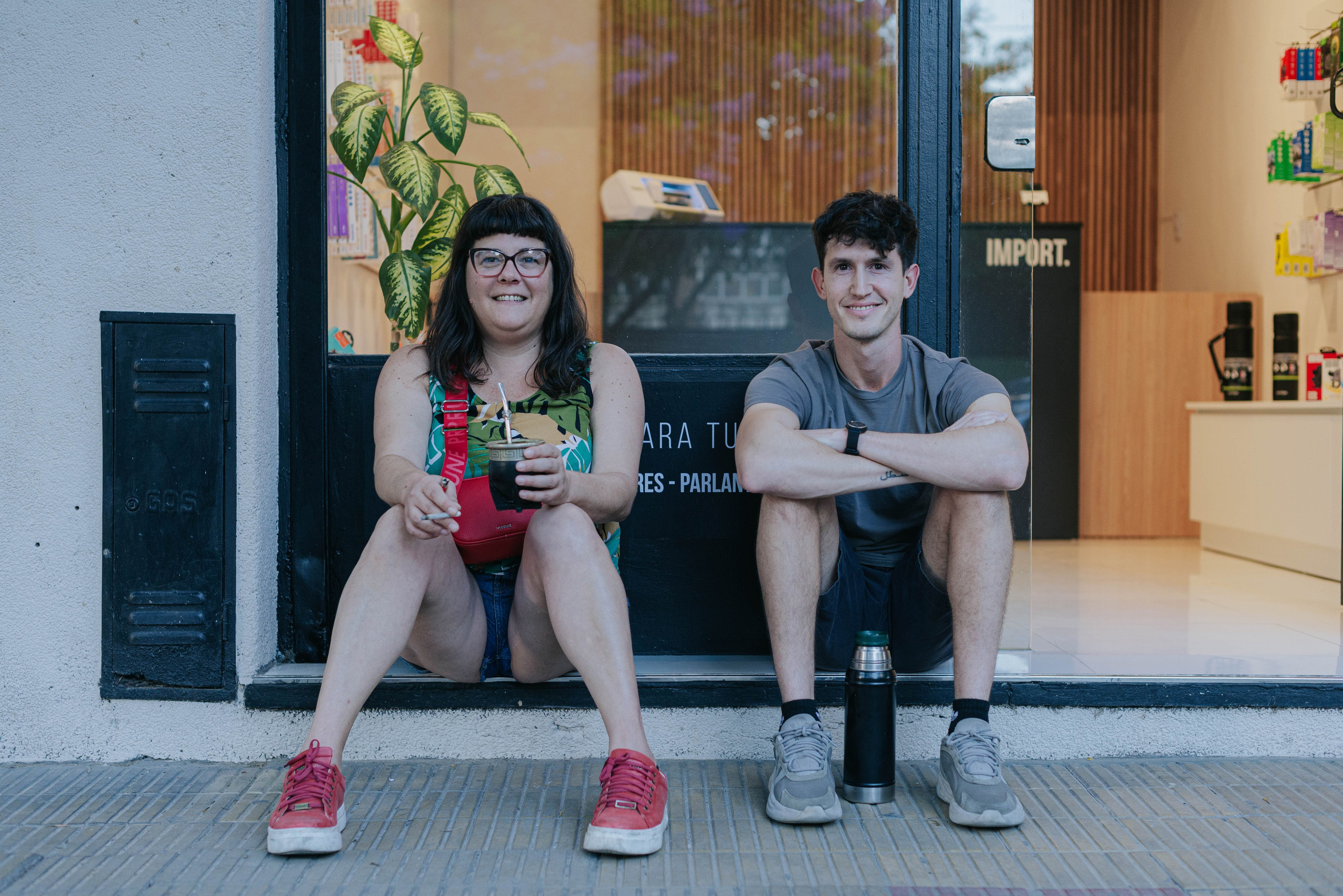 Docdocdoc. 15 strangers. Photographer @elmirkami in the city of Buenos Aires