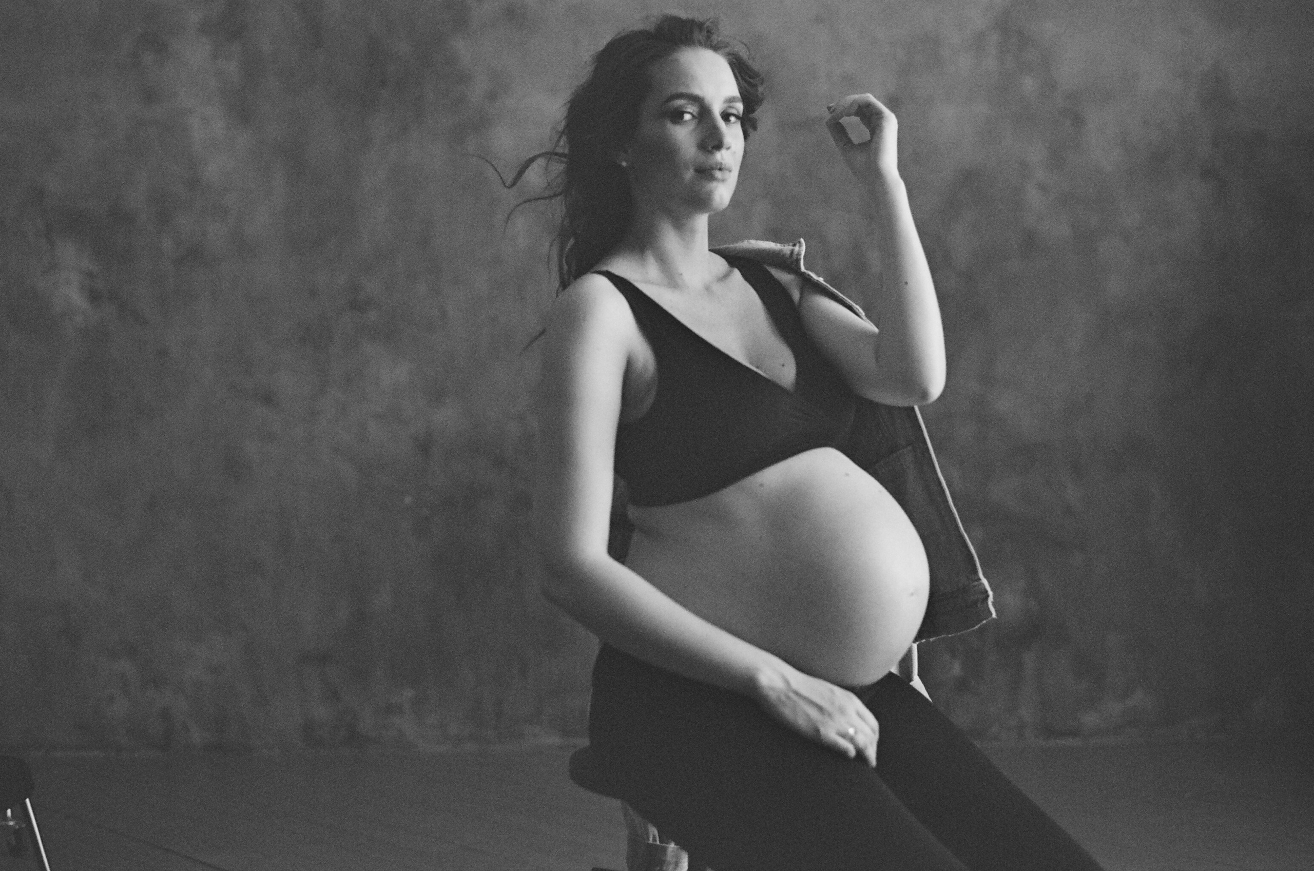 Pregnancy. Anton Mislawsky photographer and filmmaker