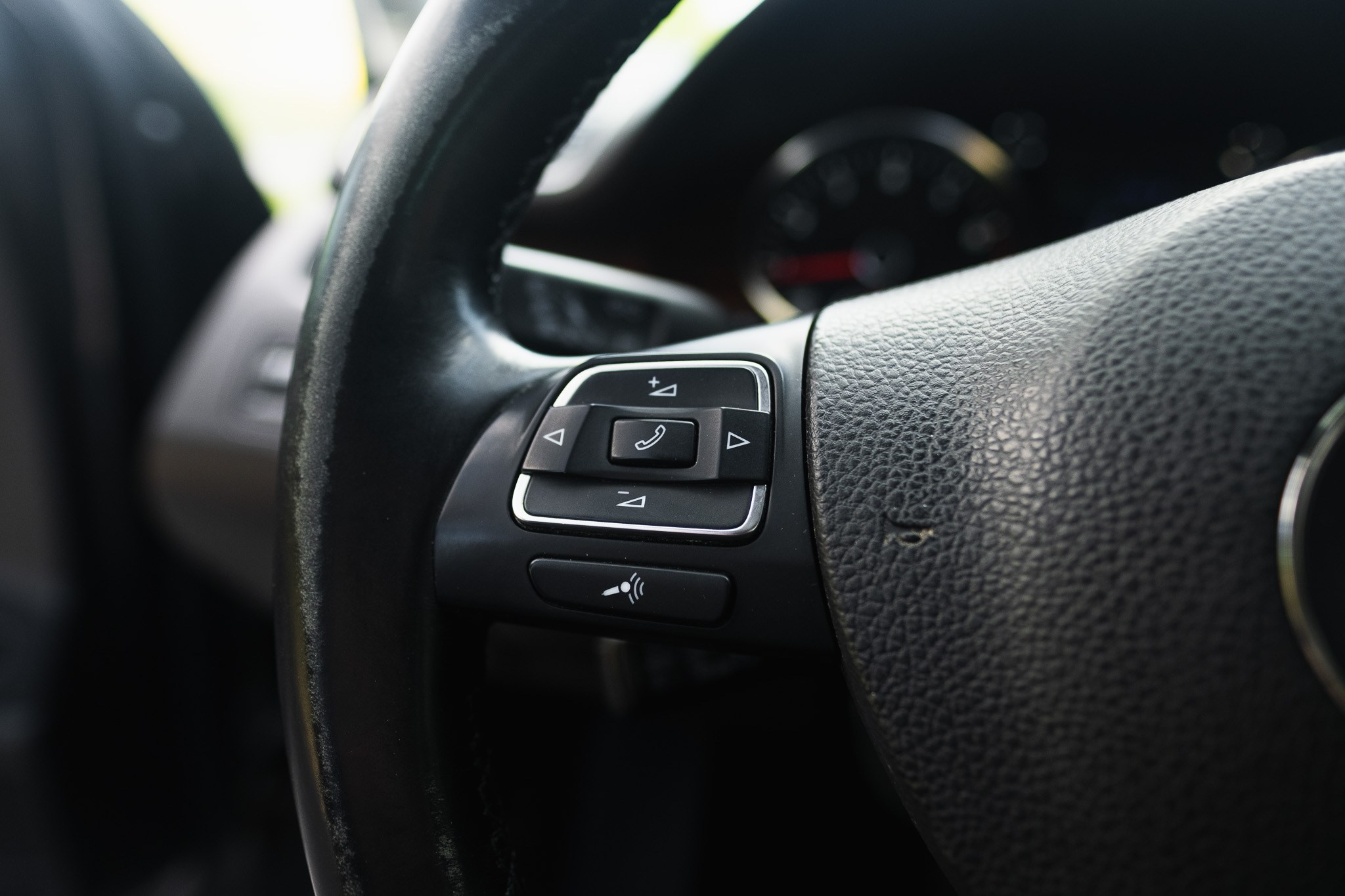 VW passat. LOHA VISUALS — AUTOMOTIVE PHOTOGRAPHY